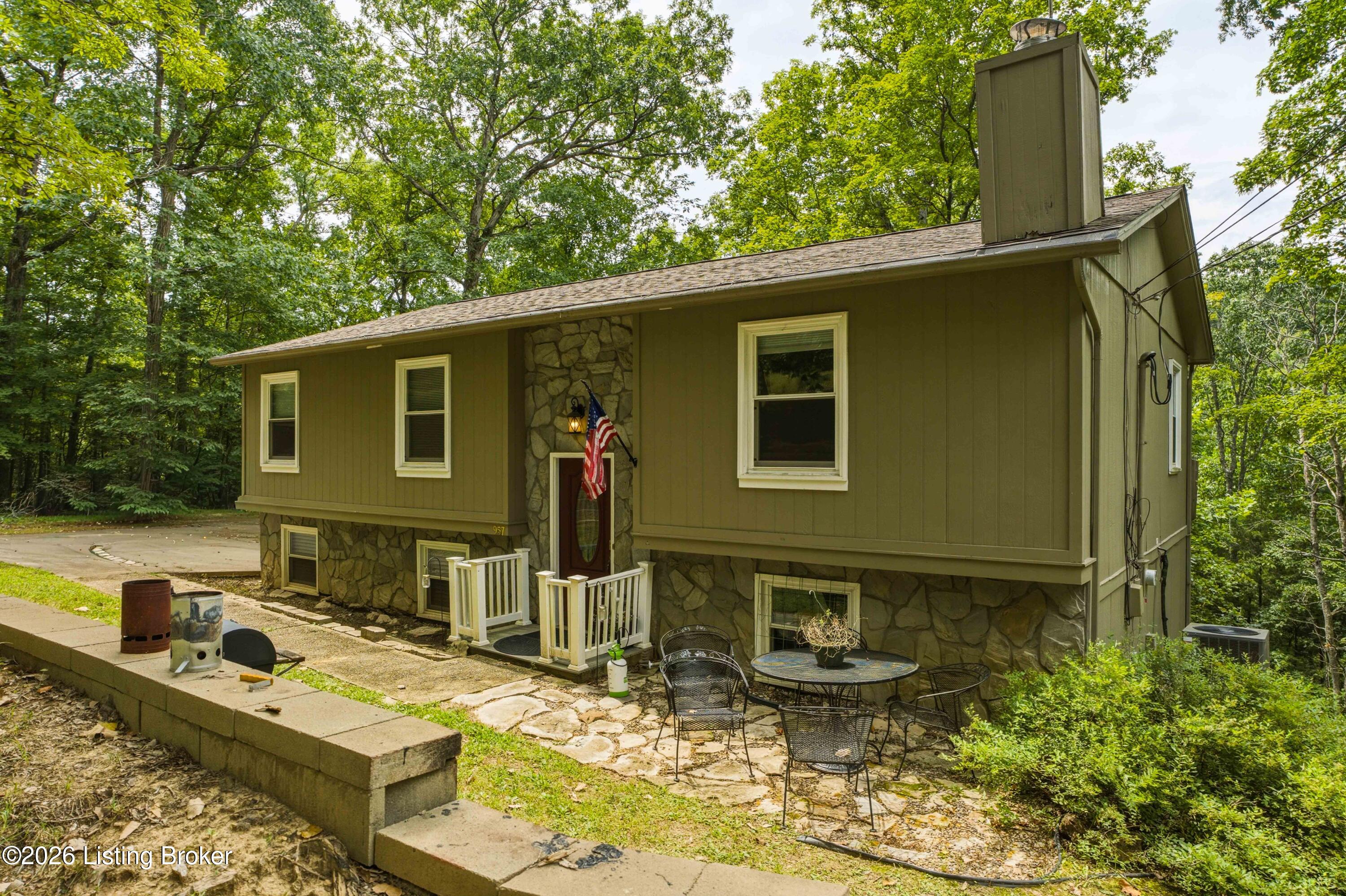 957 Wildflower Ridge Rd Property Photo 7