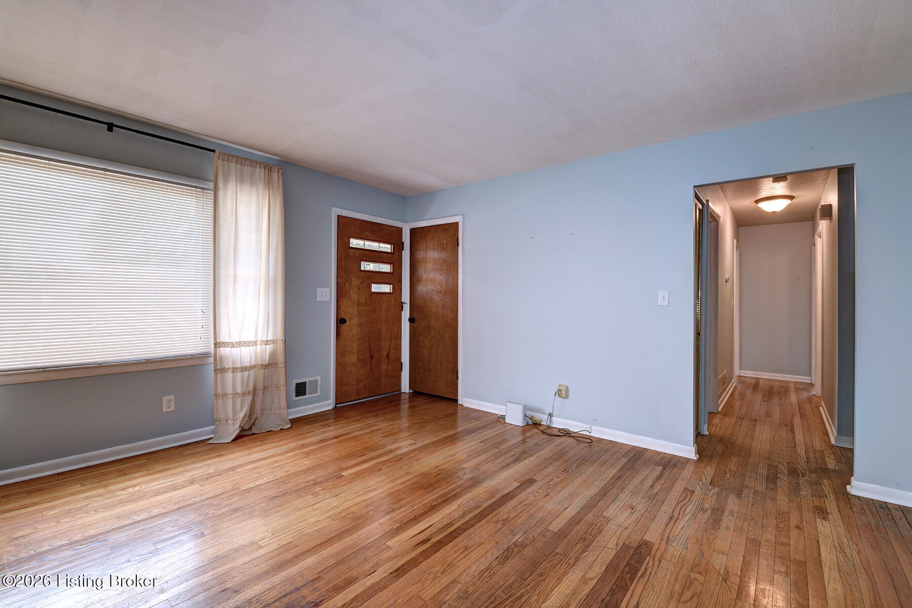 4813 Glenna Way Property Photo 6
