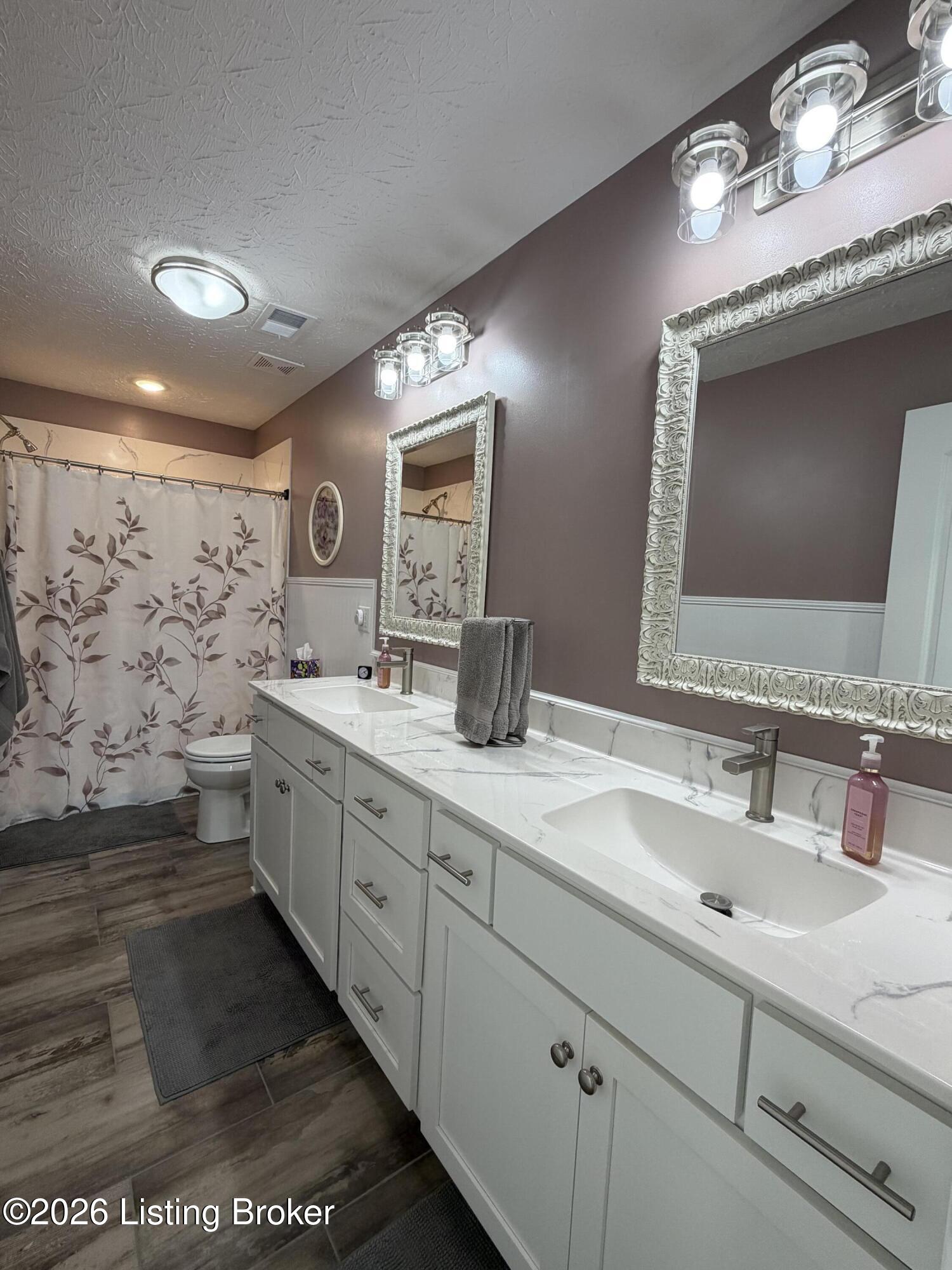 203 Brookside St Property Photo 30