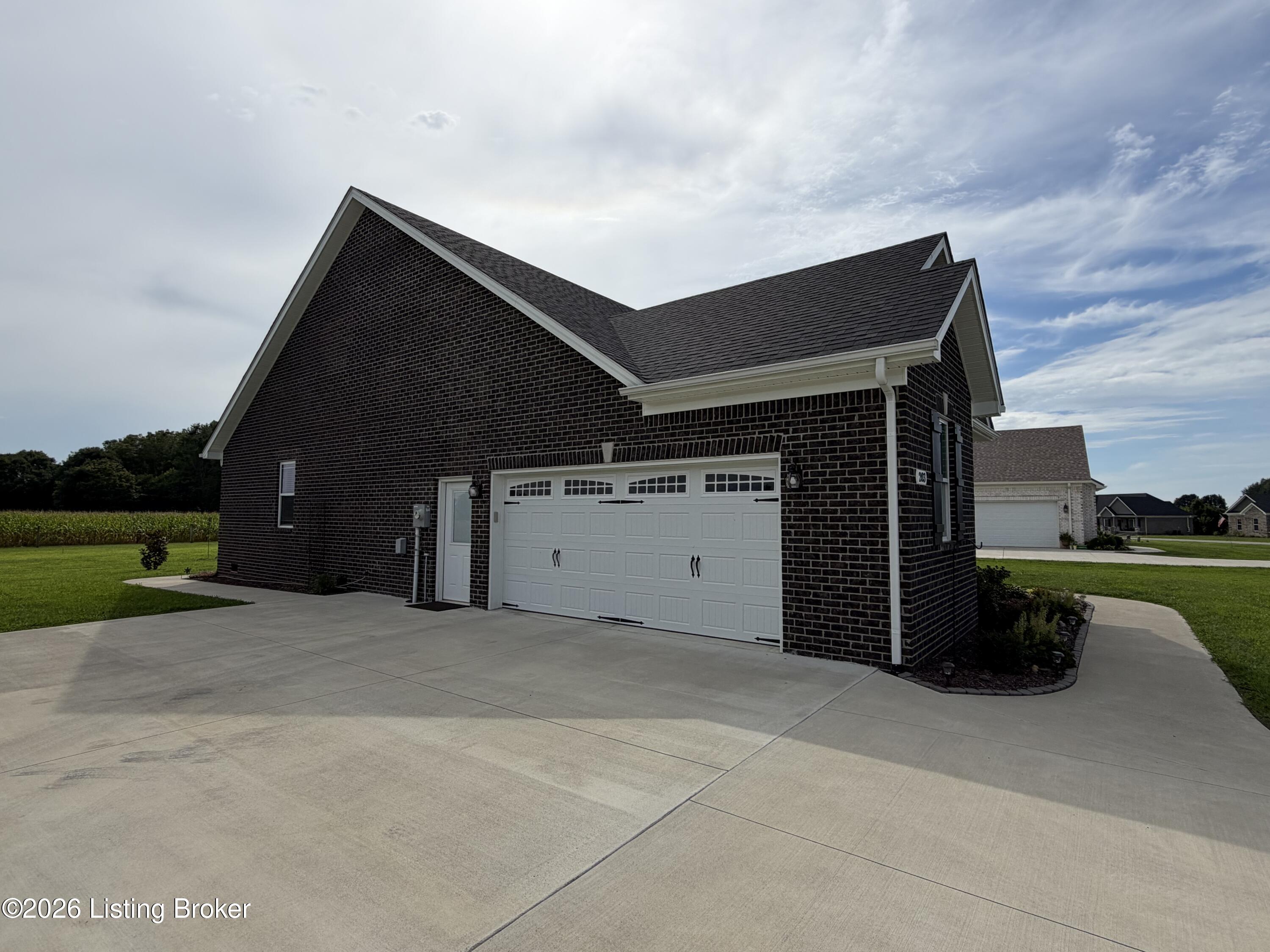 203 Brookside St Property Photo 41