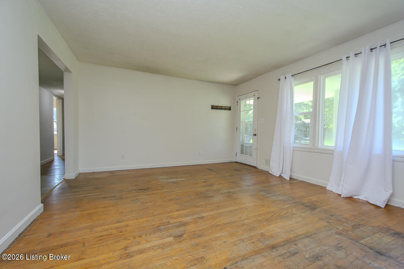 413 Ecchappe Ln Property Photo 4