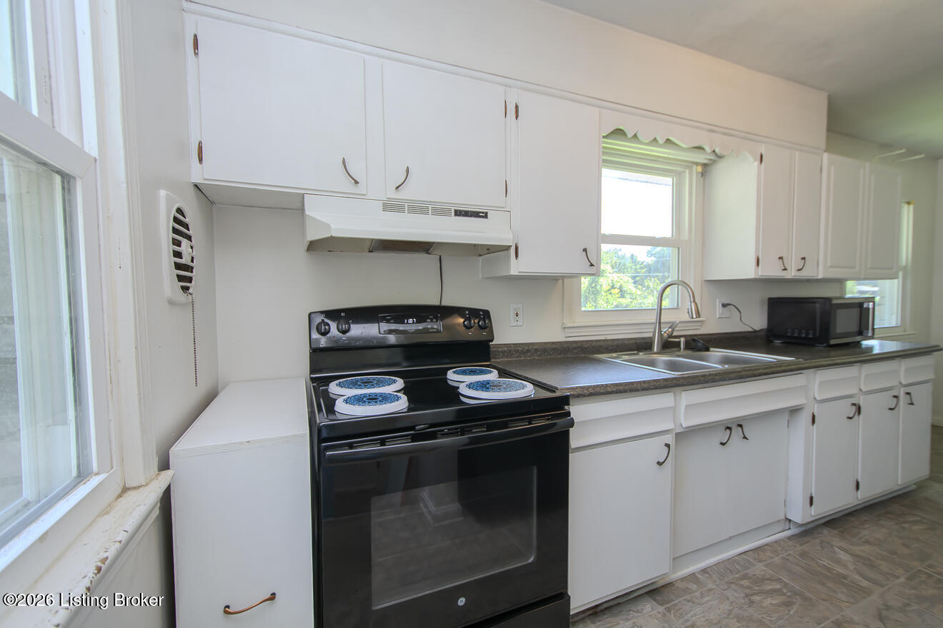 413 Ecchappe Ln Property Photo 9