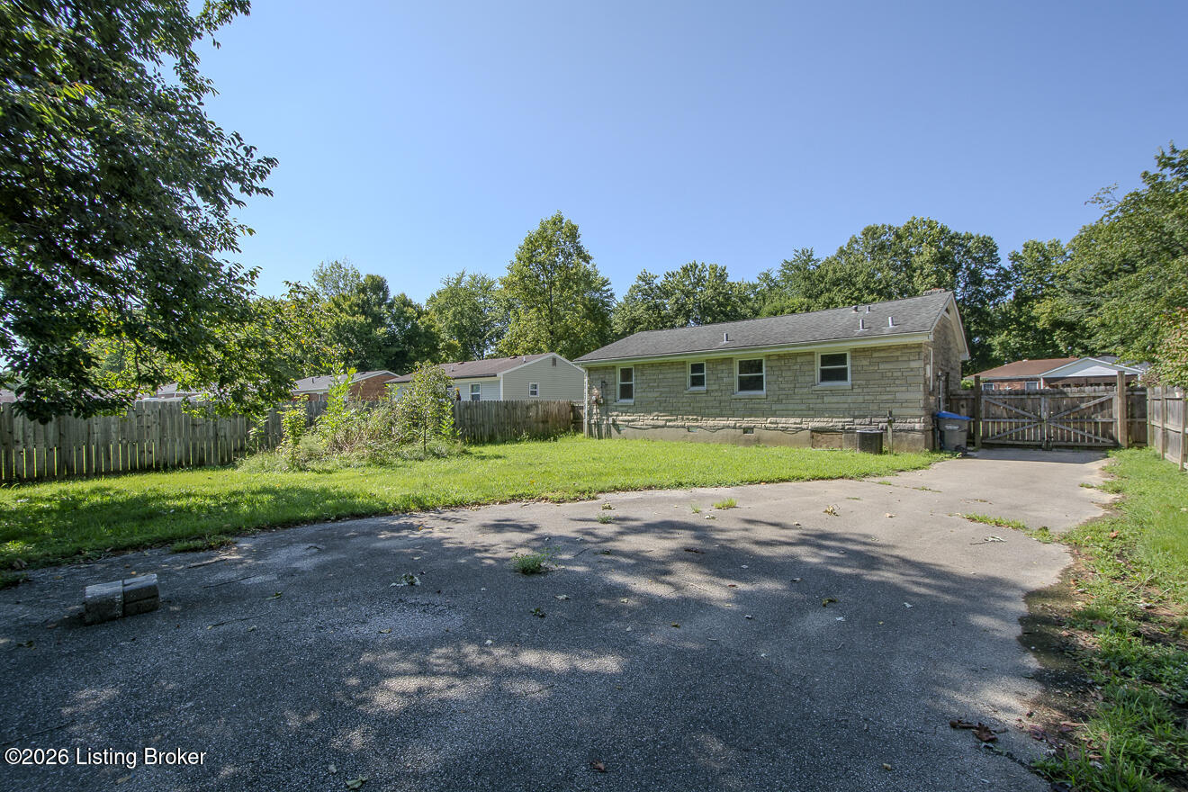 413 Ecchappe Ln Property Photo 22