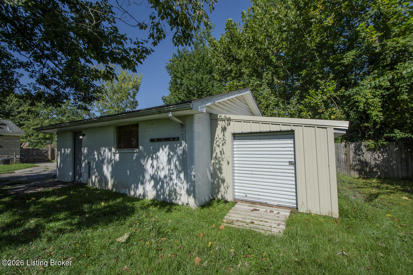 413 Ecchappe Ln Property Photo 24