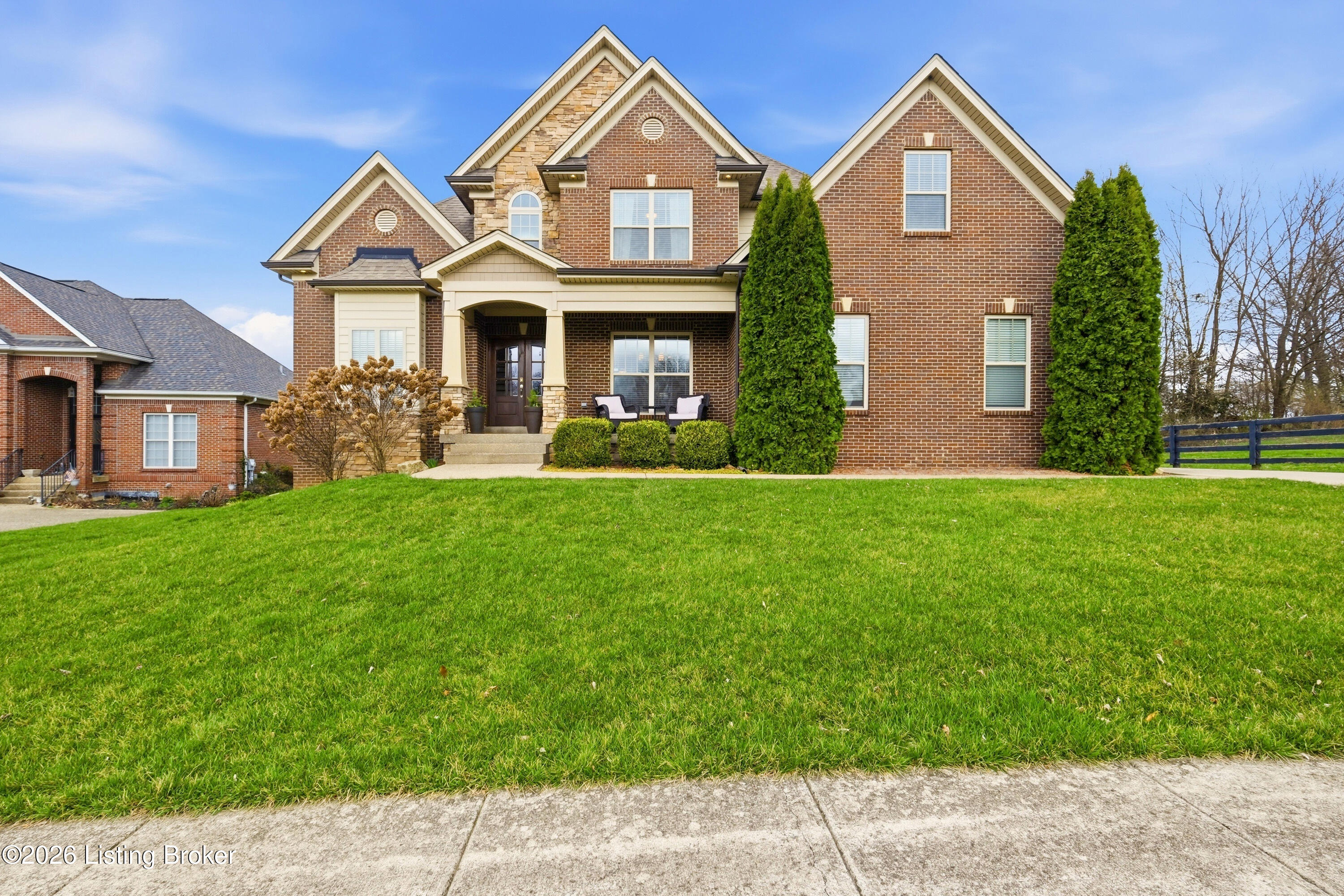 201 Champions Way Property Photo 1