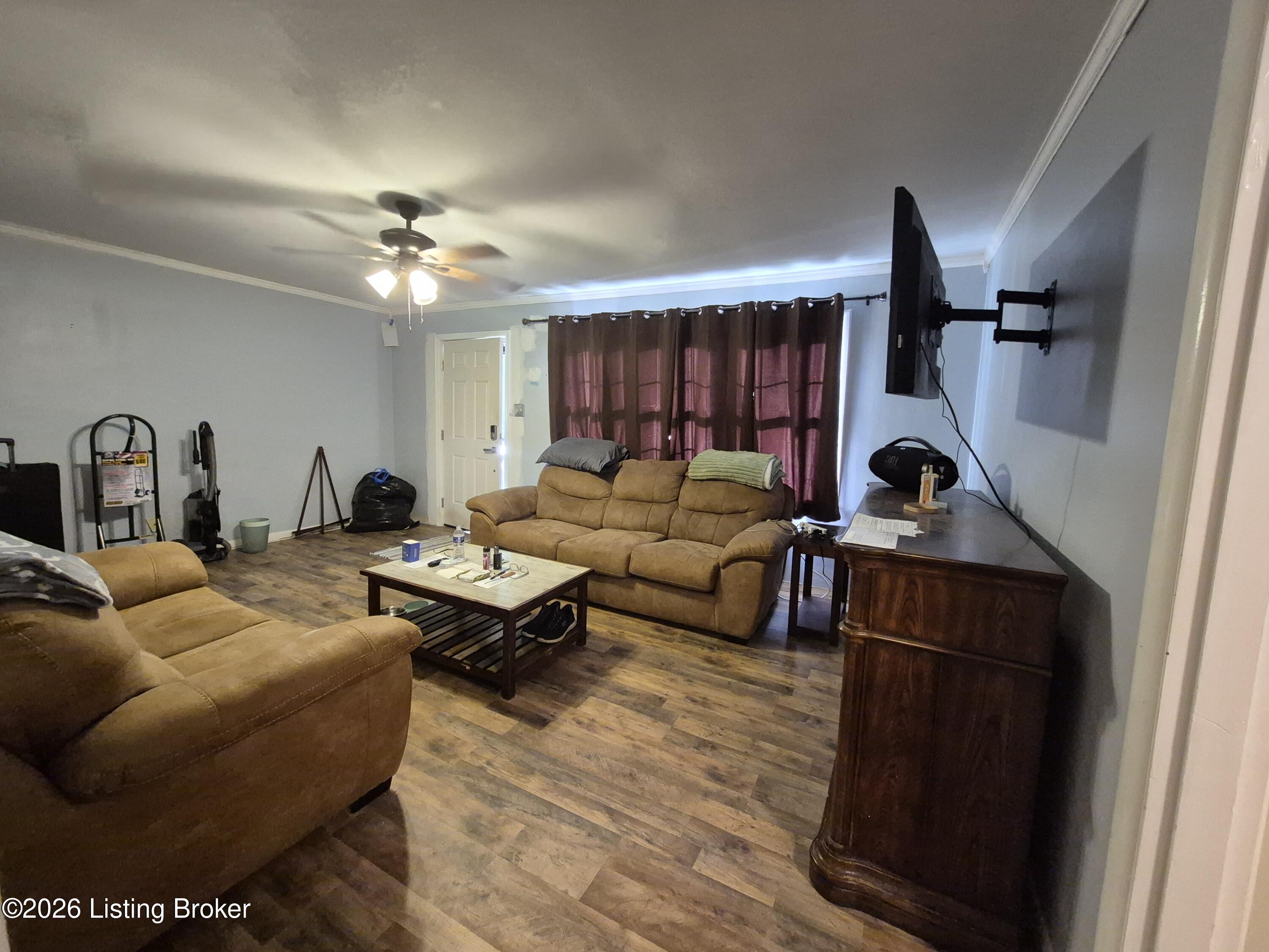 126 Hazel Lawn Dr Property Photo 3