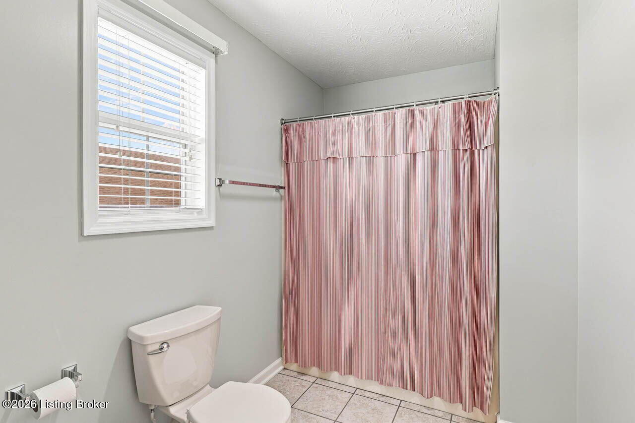 125 Fox Tail Ln Property Photo 30