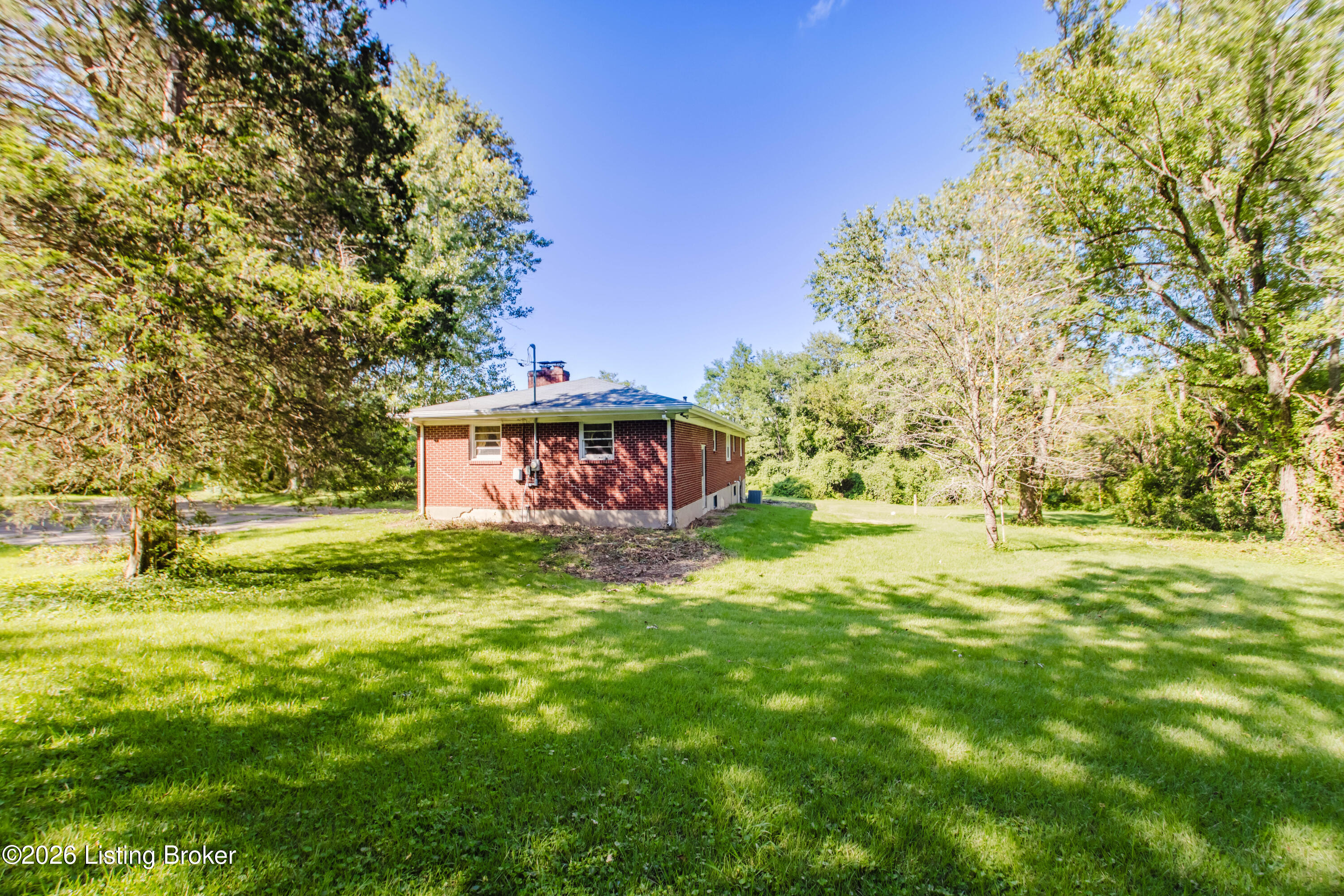 10122 Mary Dell Ln Property Photo 27