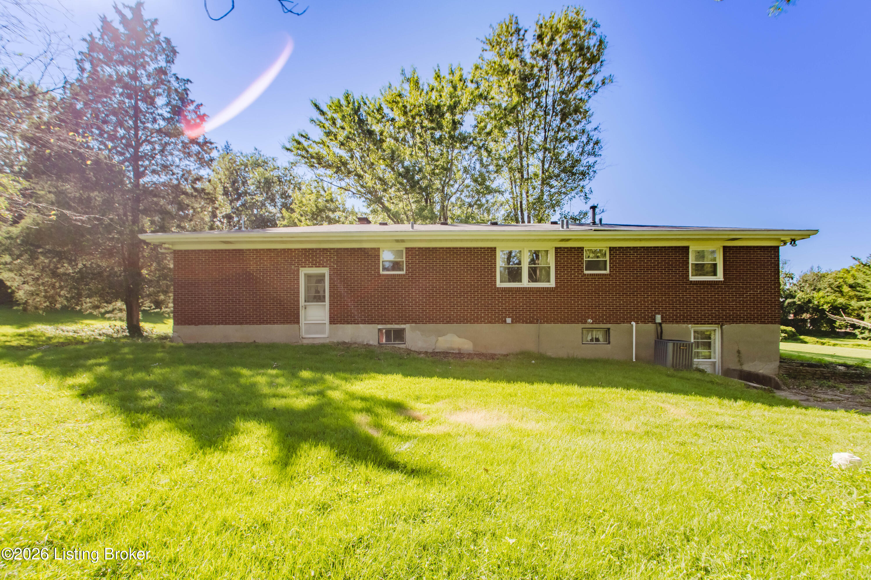10122 Mary Dell Ln Property Photo 30