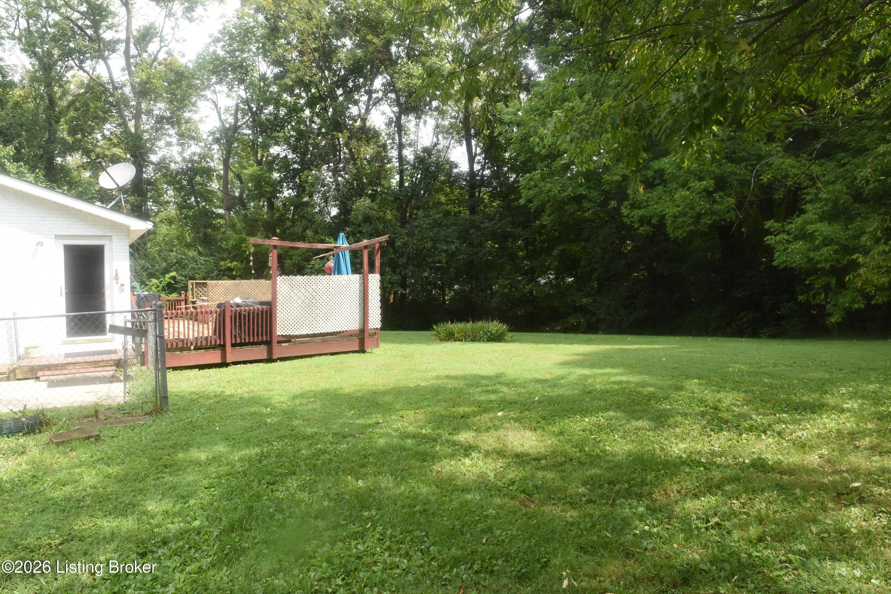 105 Andrea Ct Property Photo 29