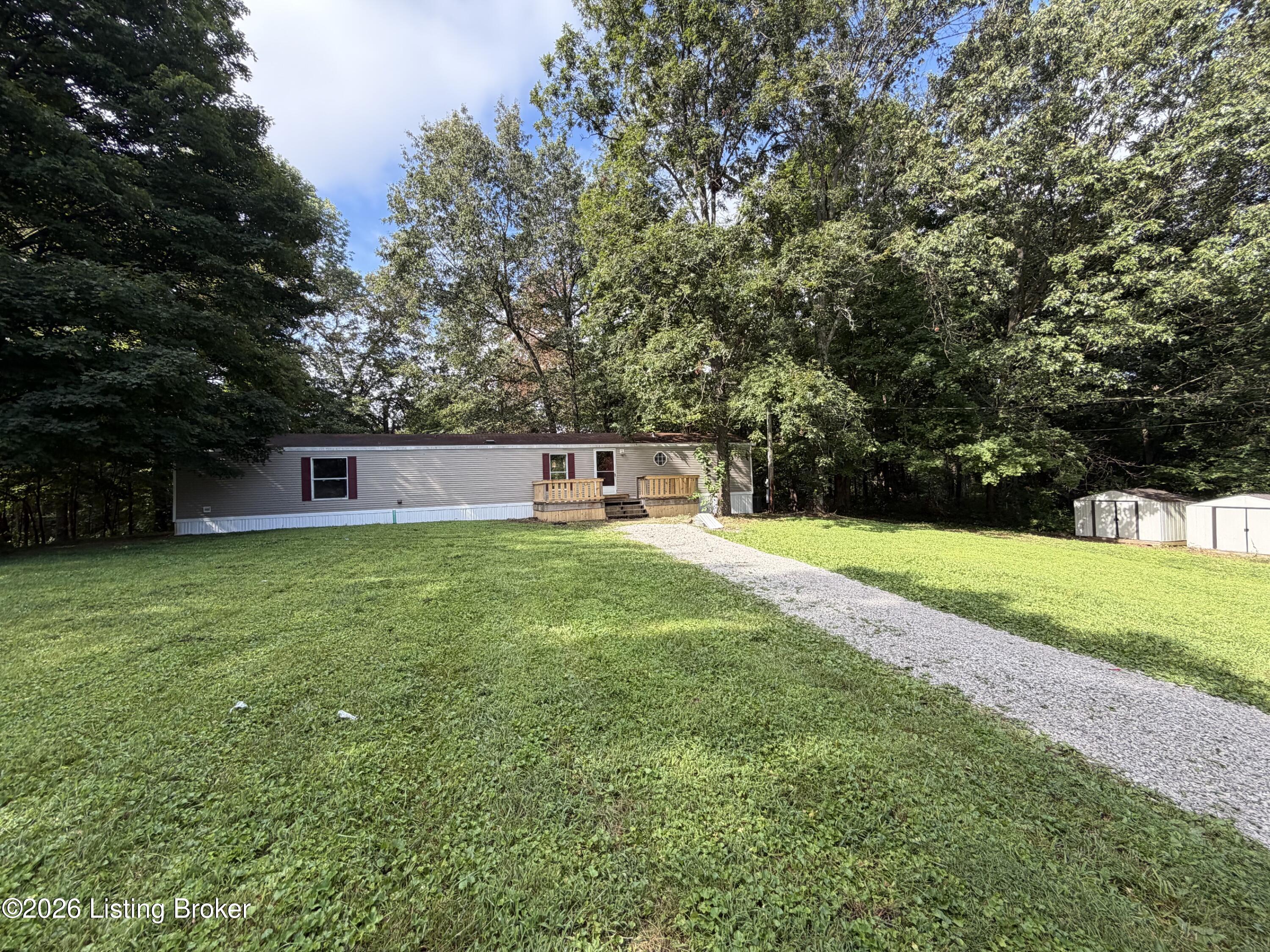 1165 Medley Dr Property Photo 3