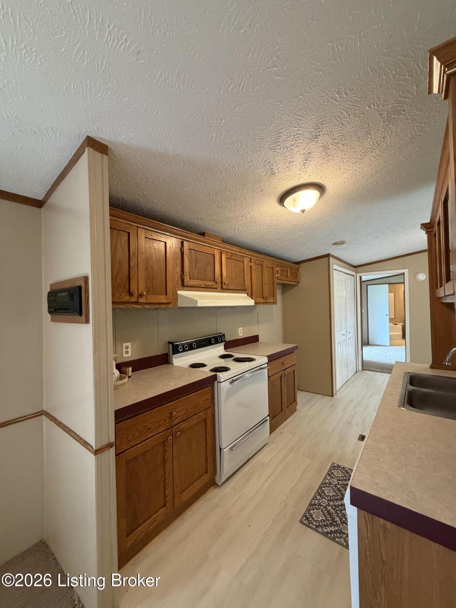 1165 Medley Dr Property Photo 11