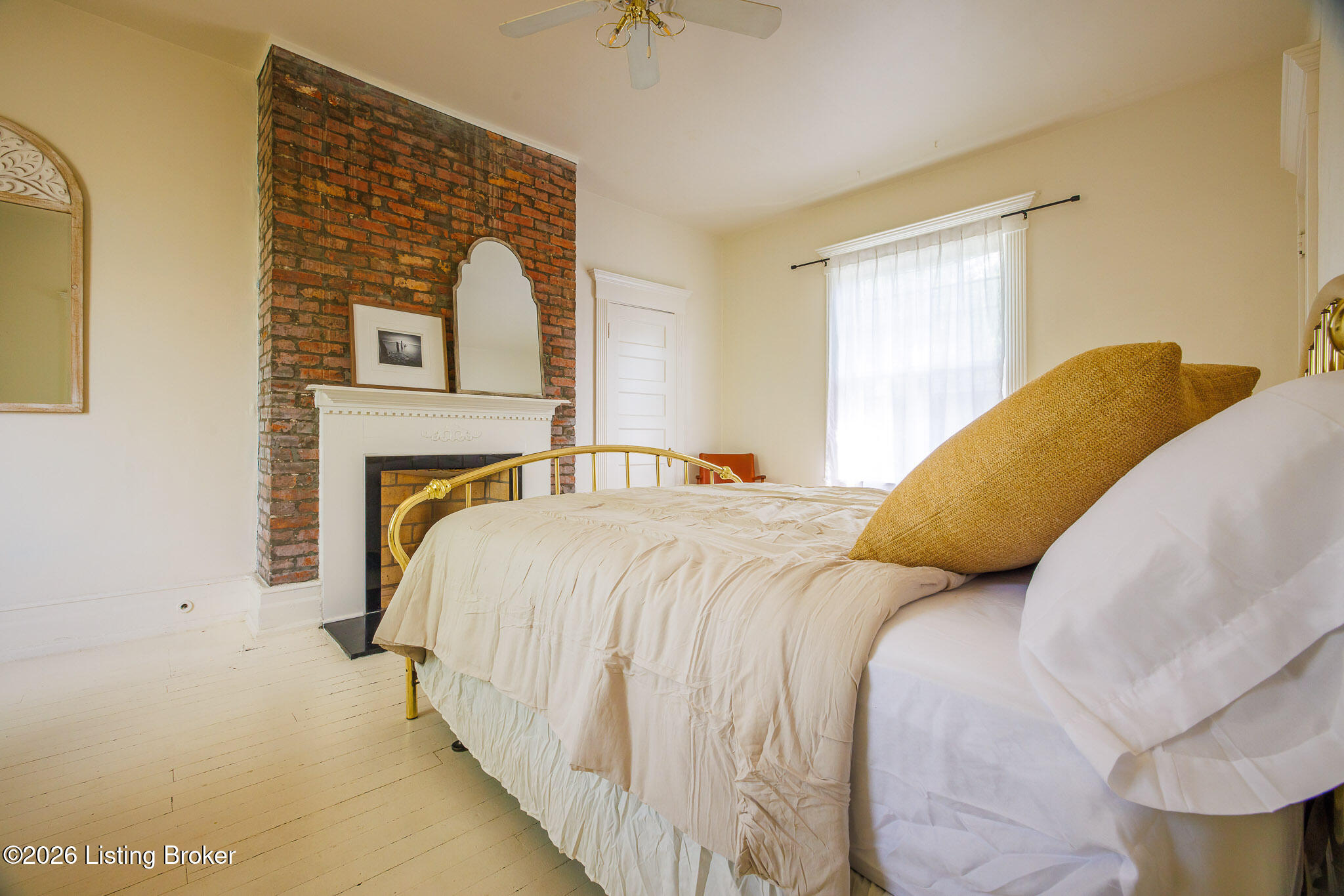 1238 Ormsby Ct Property Photo 45