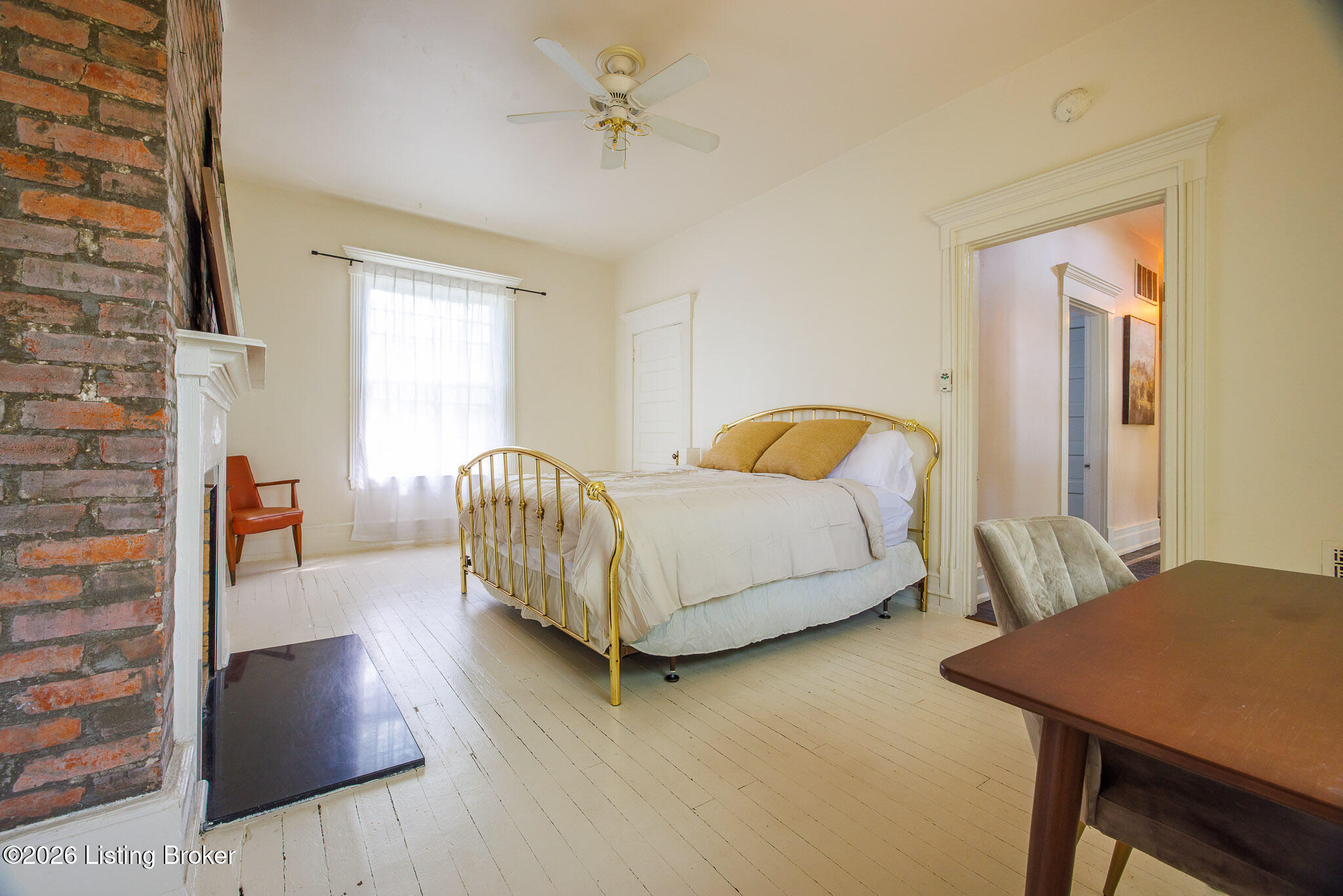 1238 Ormsby Ct Property Photo 46