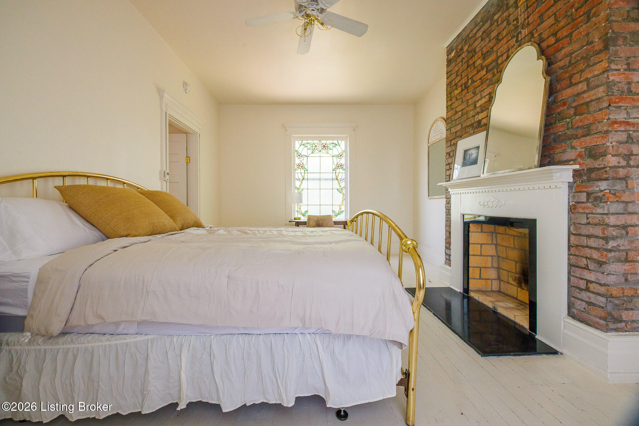 1238 Ormsby Ct Property Photo 49