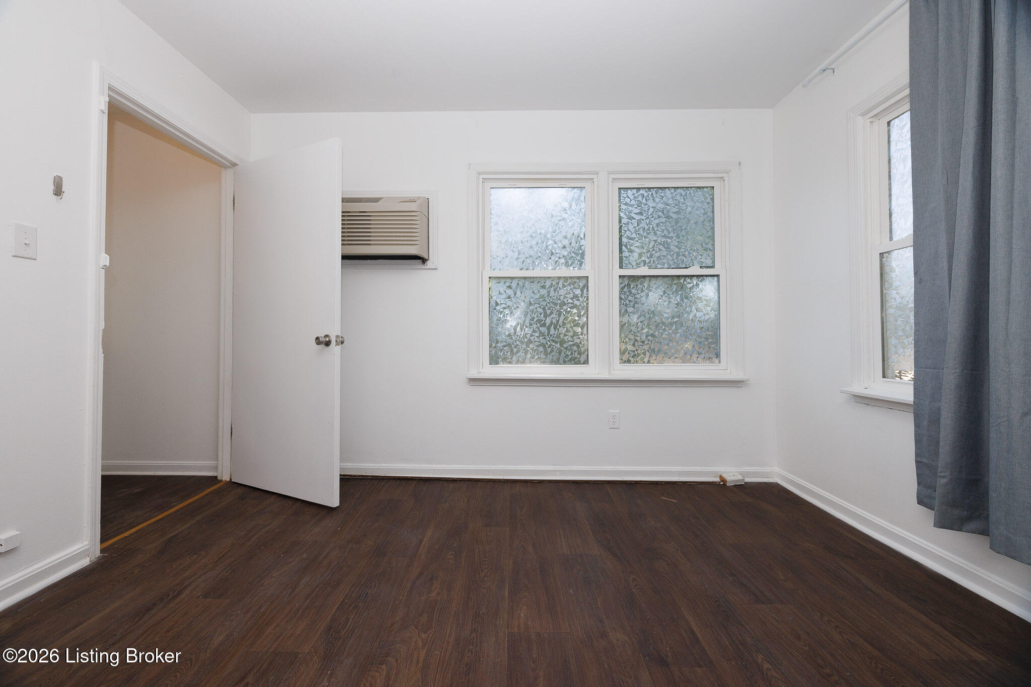 1238 Ormsby Ct Property Photo 74