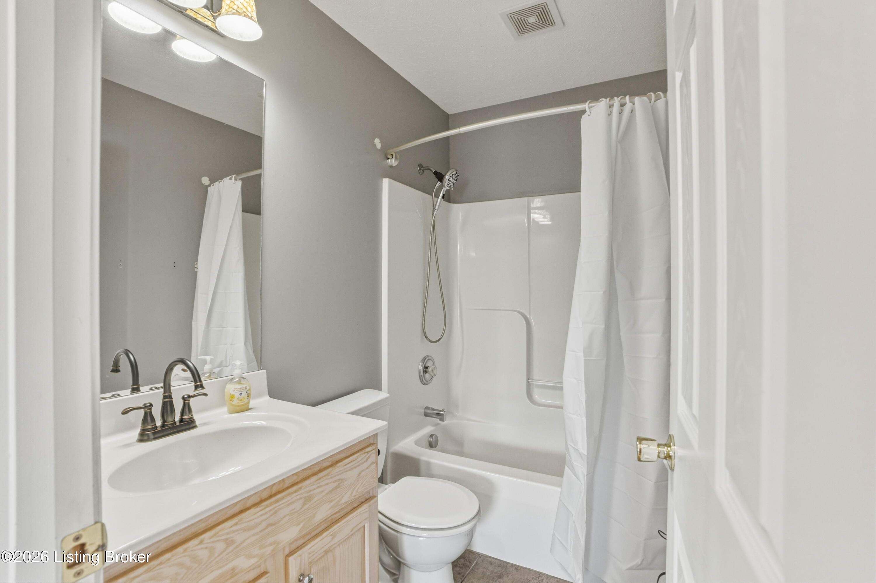 343 Bryce Way Property Photo 20