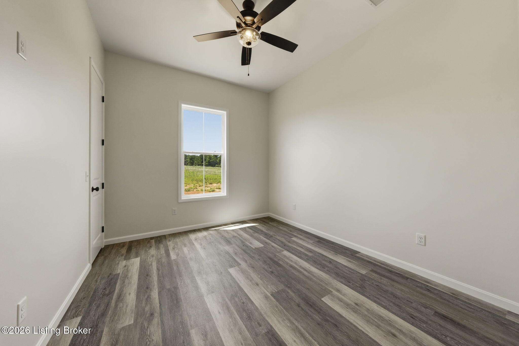 414 Greenhill St Property Photo 20