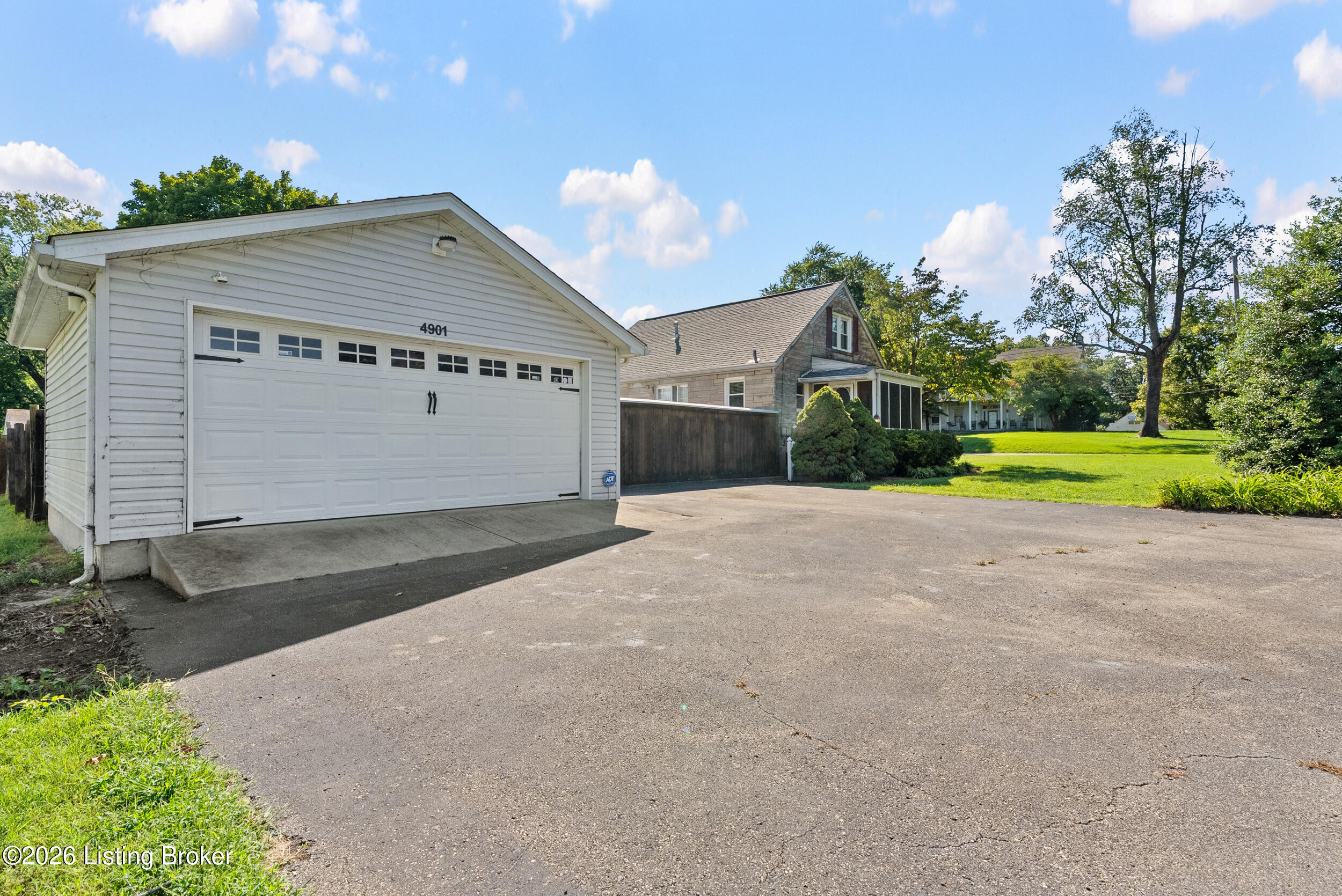 4901 Ranchland Dr Property Photo 32