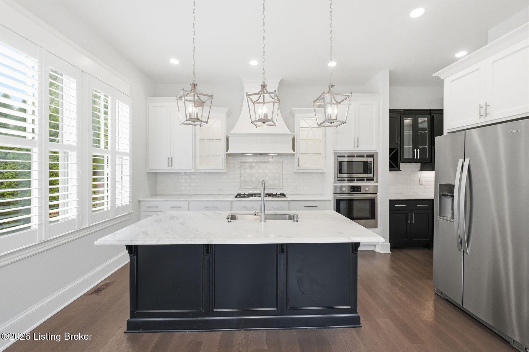 6300 Mistflower Cir Property Photo 11