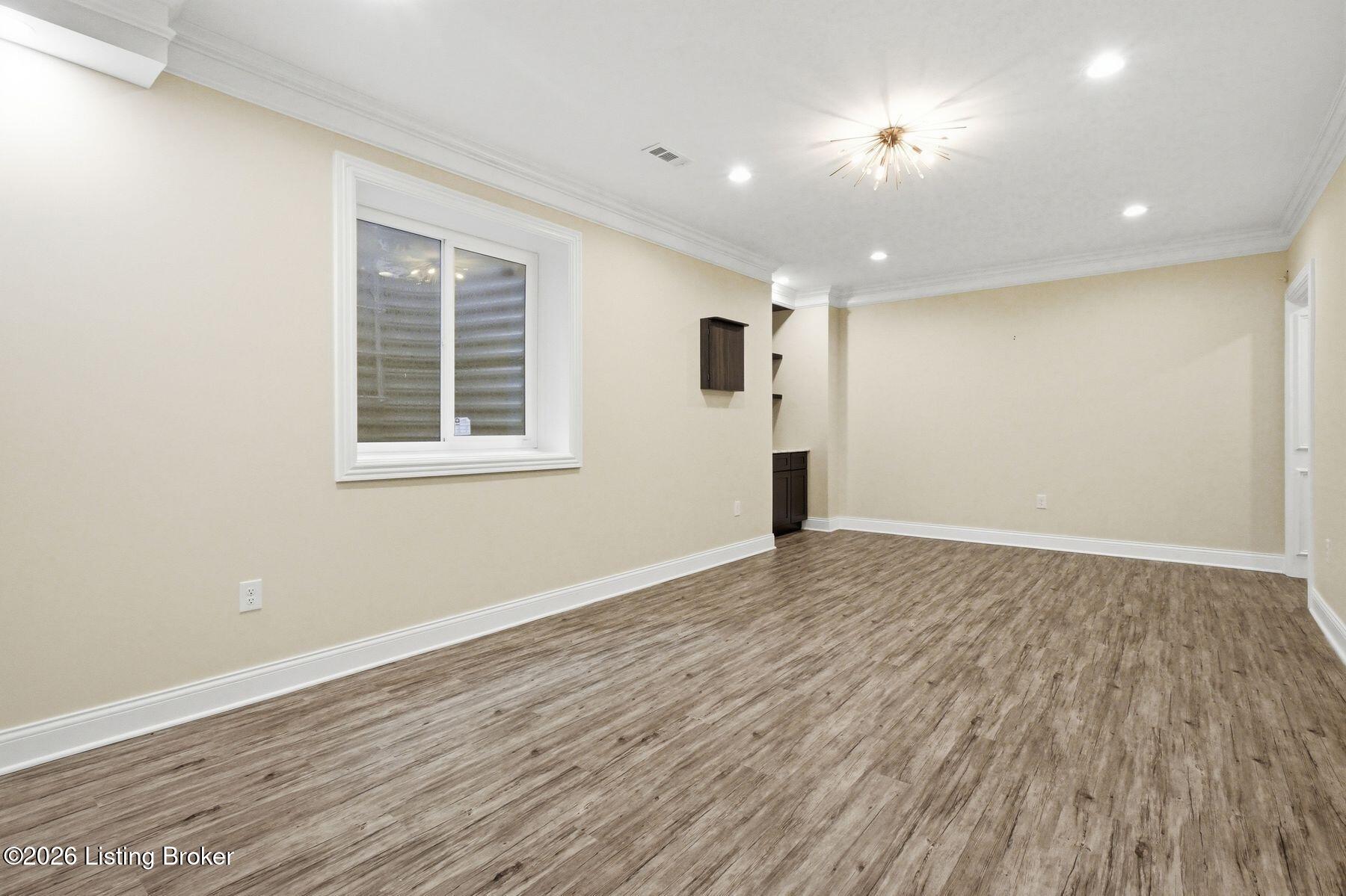 6300 Mistflower Cir Property Photo 36