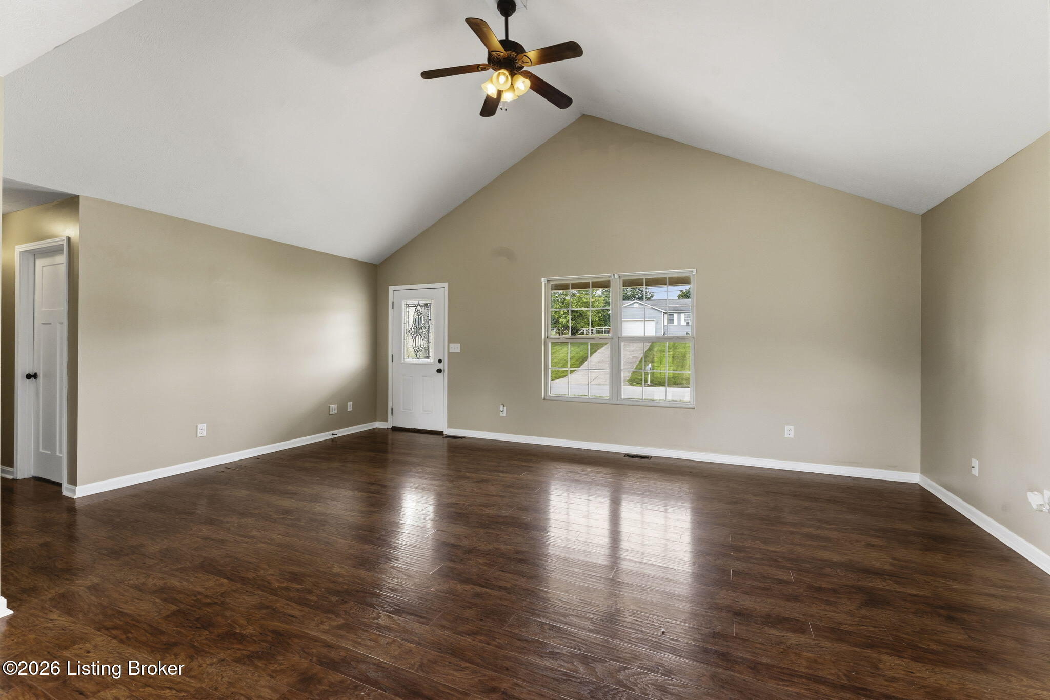176 Graceland Trail Property Photo 6