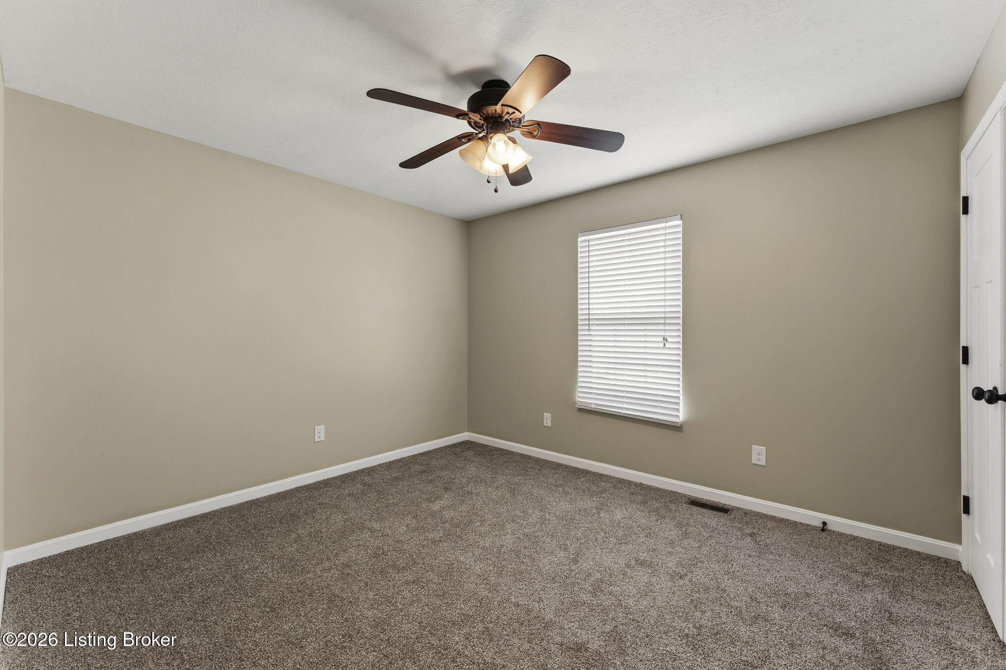 176 Graceland Trail Property Photo 20