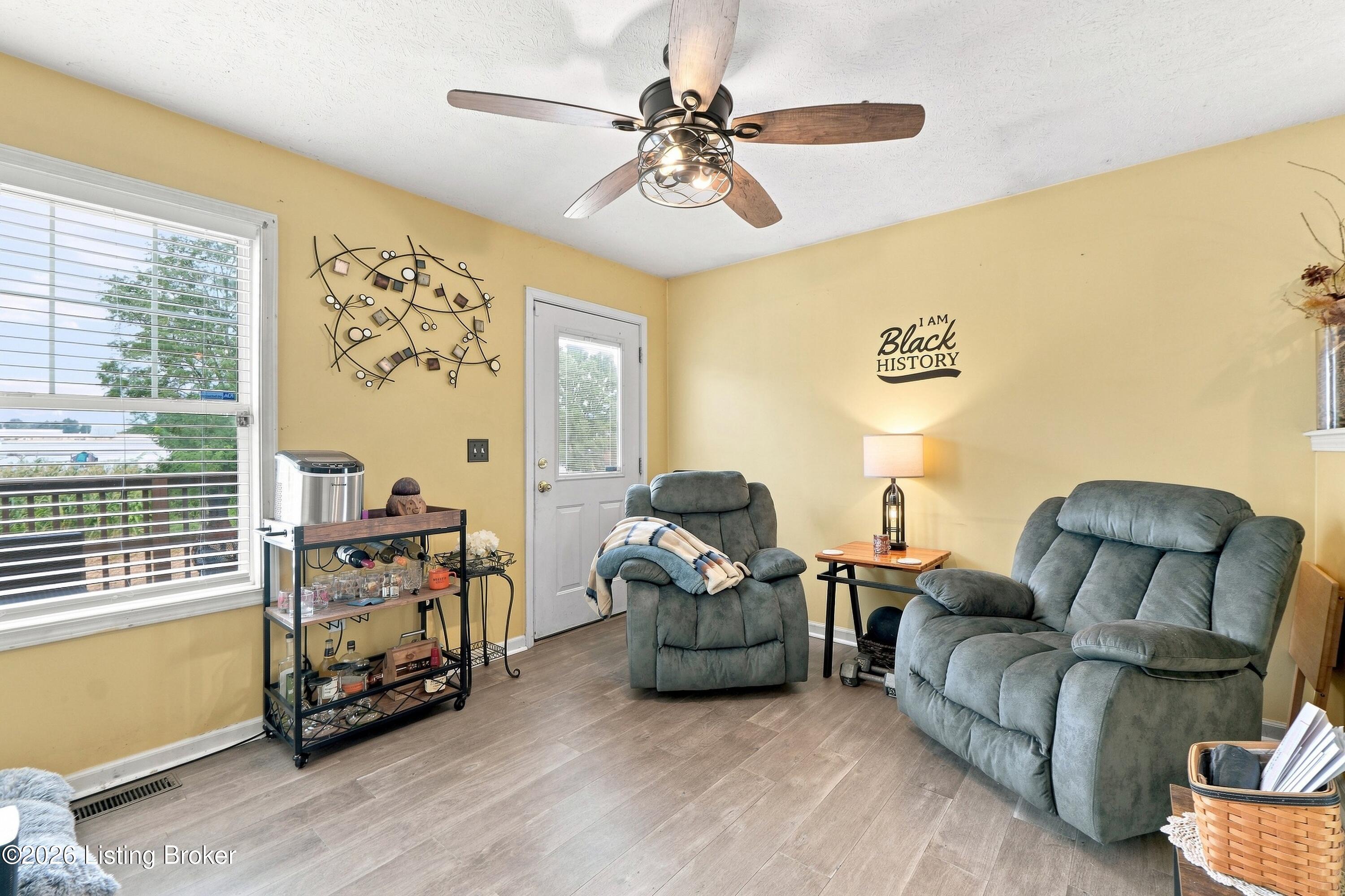 3136 Northland Dr Property Photo 15