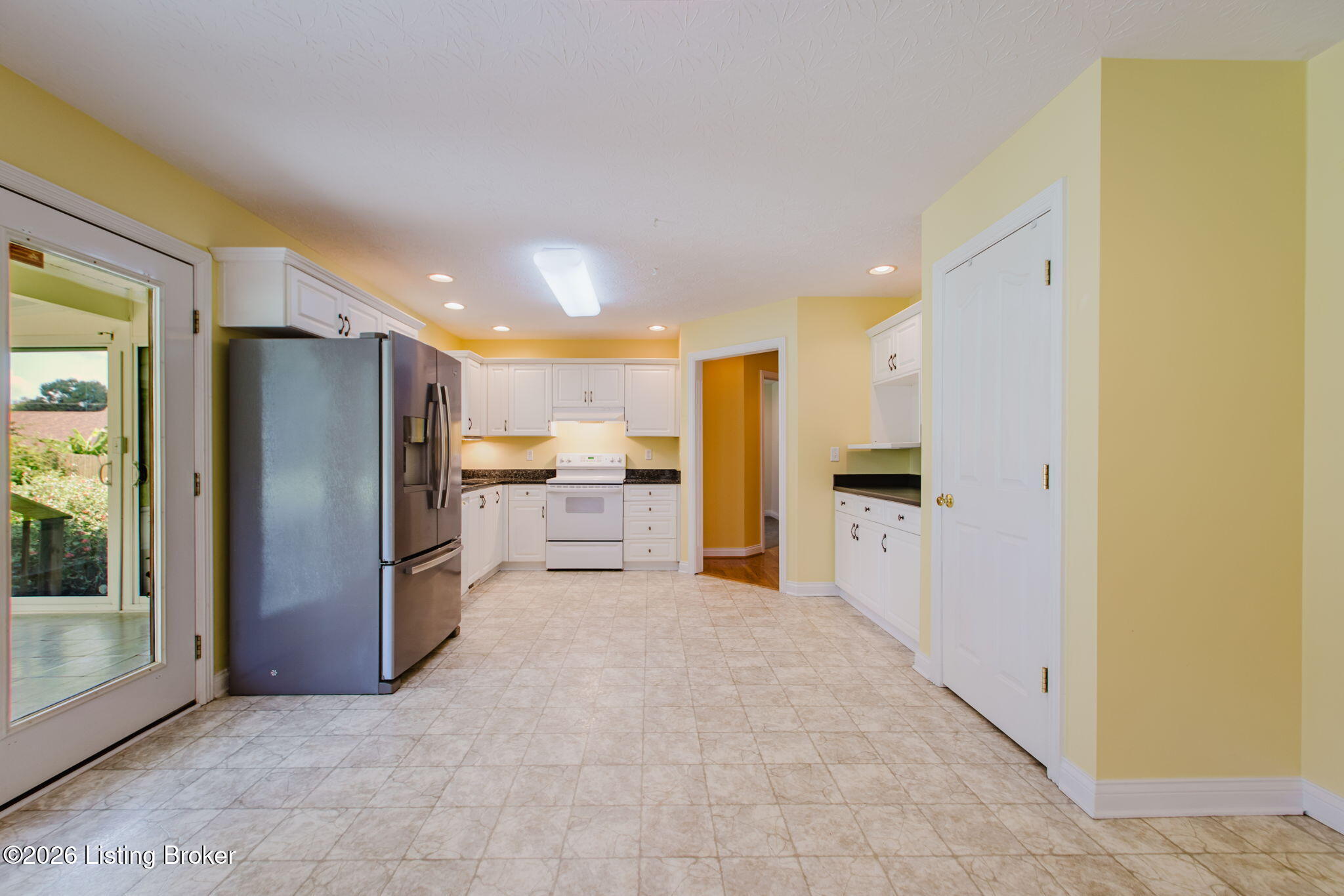 419 Deer Lake Rd Property Photo 16