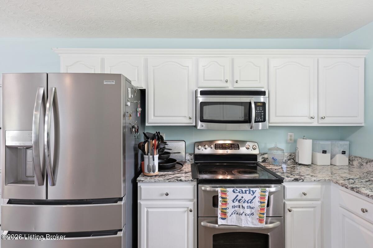 94 Willowbrook Ct Property Photo 11