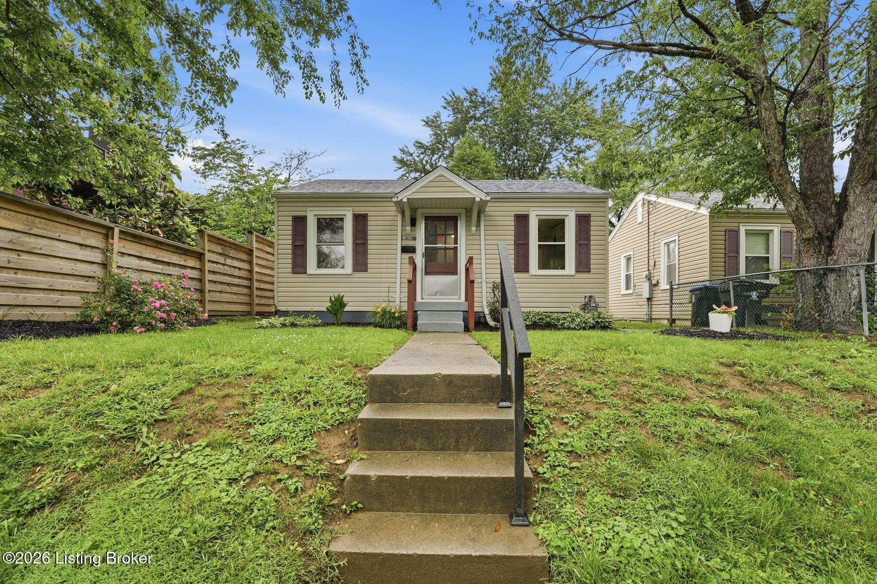 1059 Dixon Ave Property Photo 1