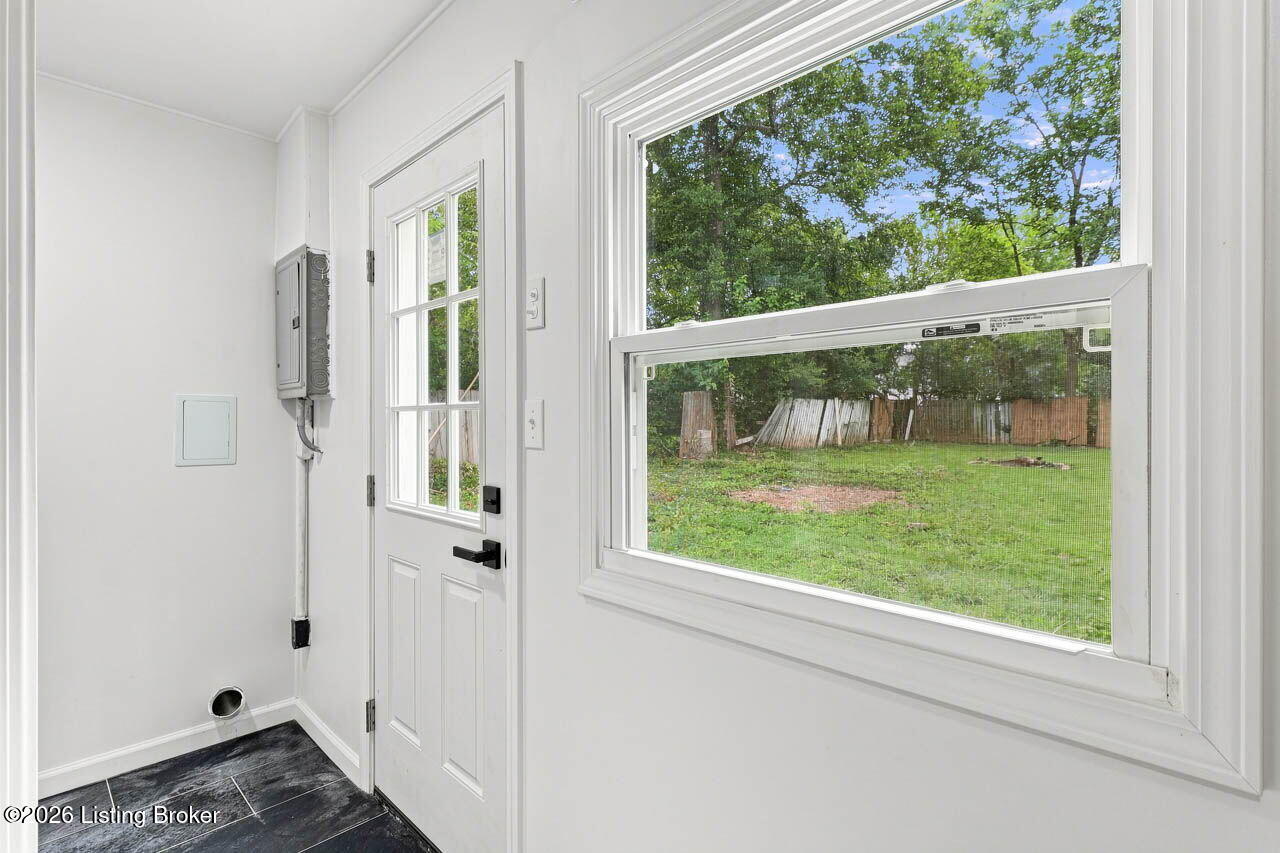 211 Alpha Ave Property Photo 15