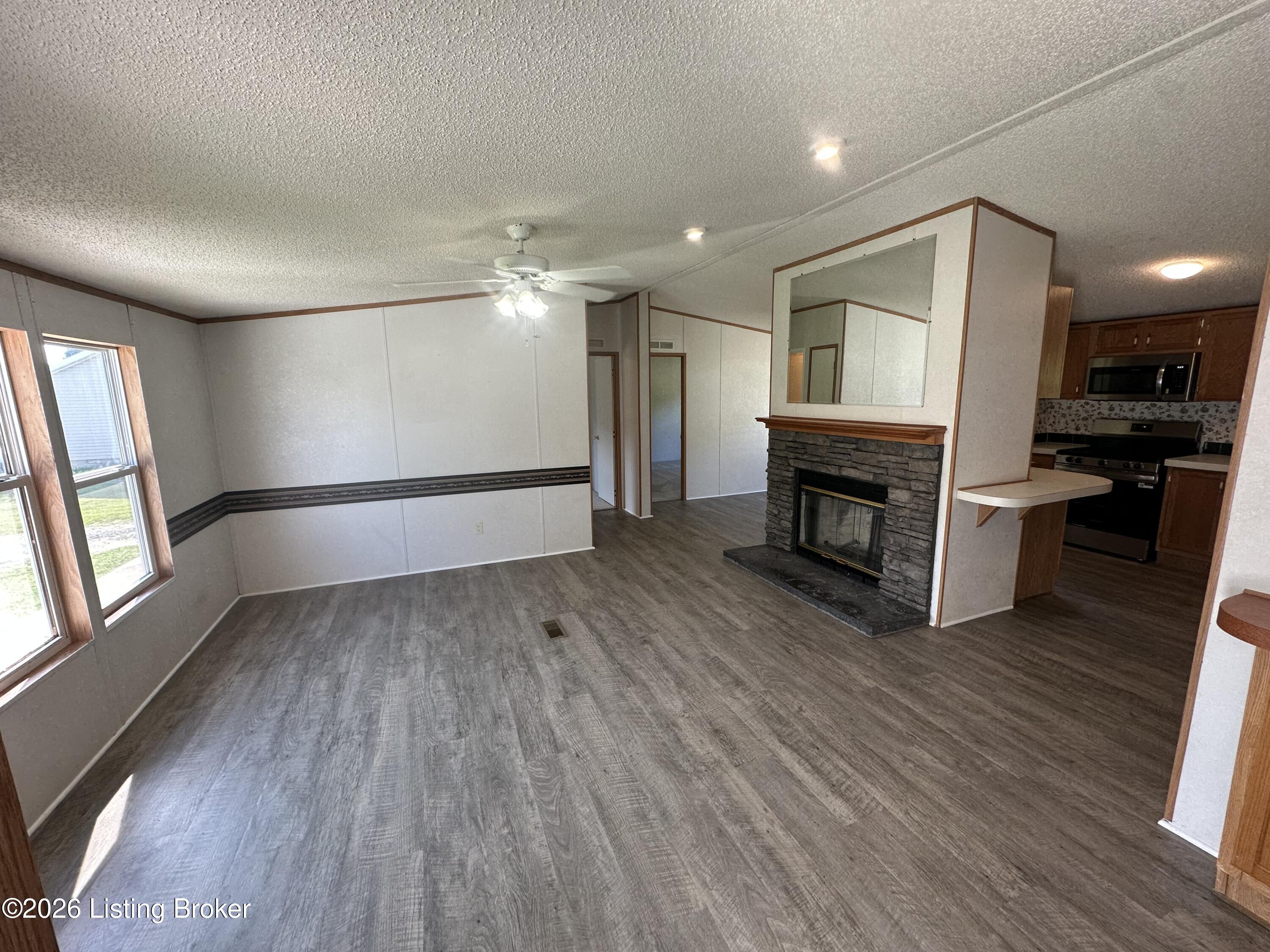 73 Brandon Way Property Photo 8