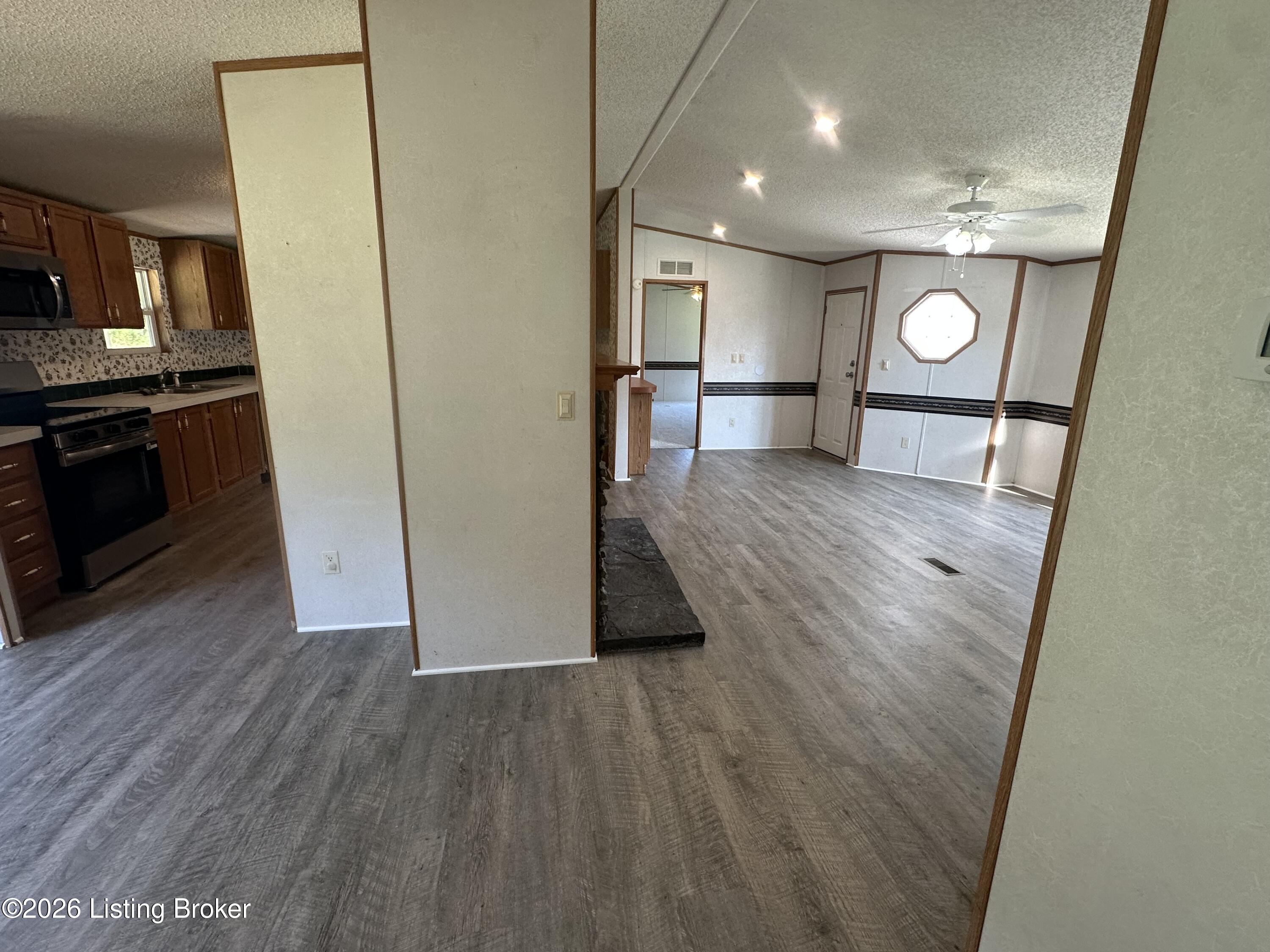 73 Brandon Way Property Photo 28