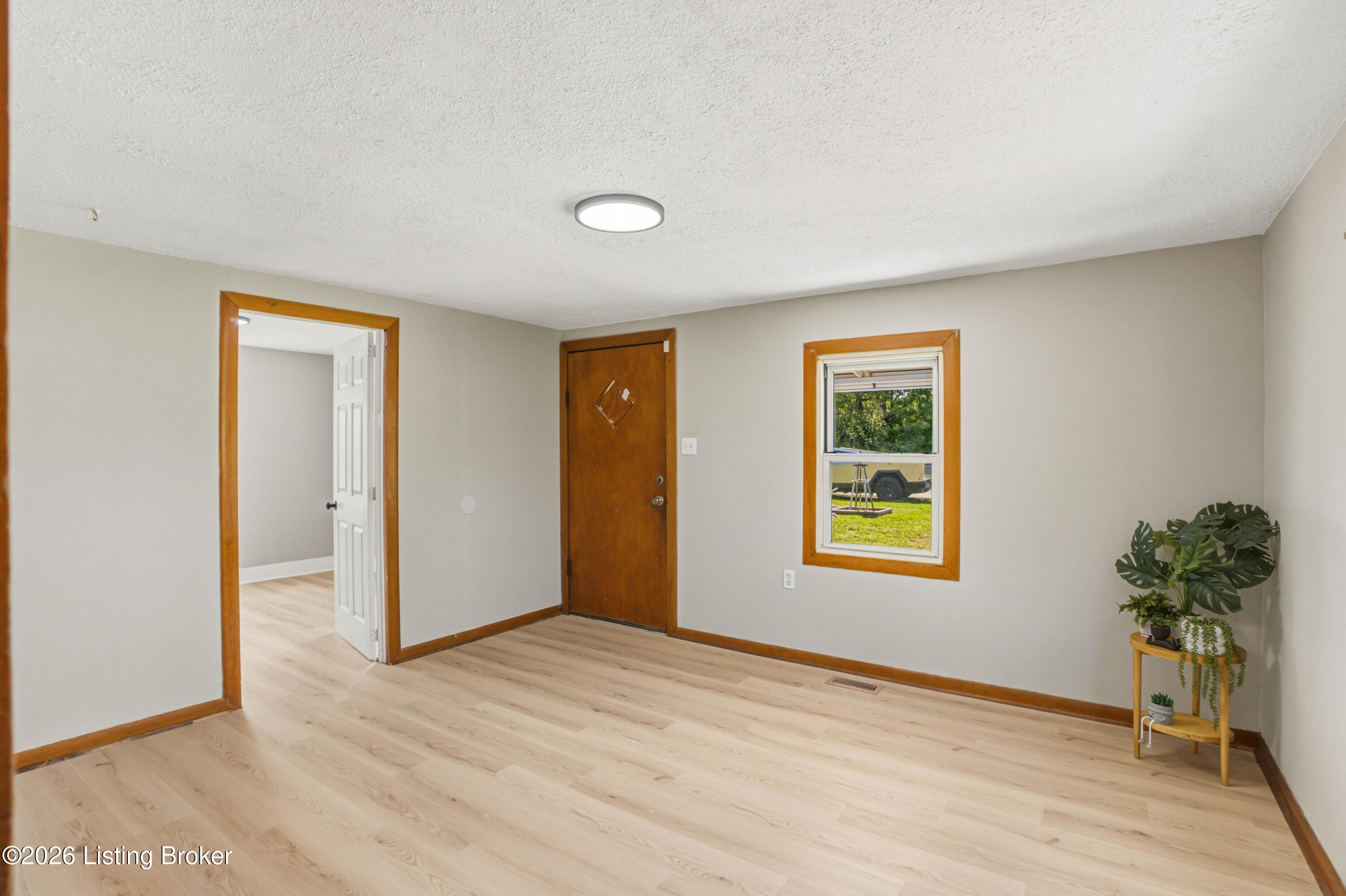 12113 E Orell Rd Property Photo 2