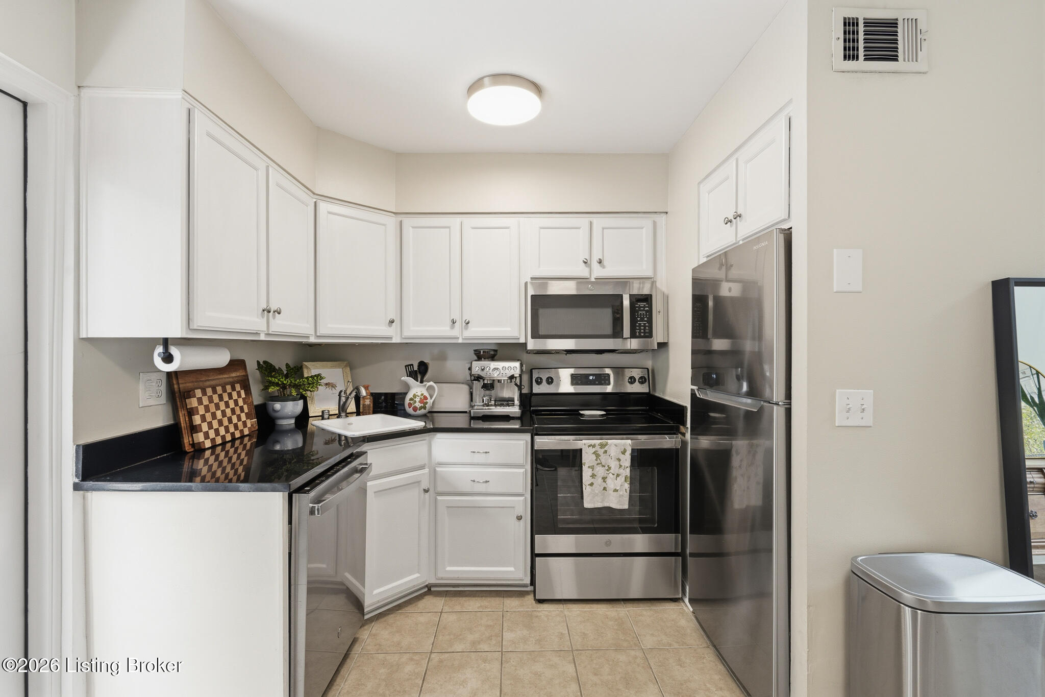 4105 Stoneview Dr Apt 3 Property Photo 12