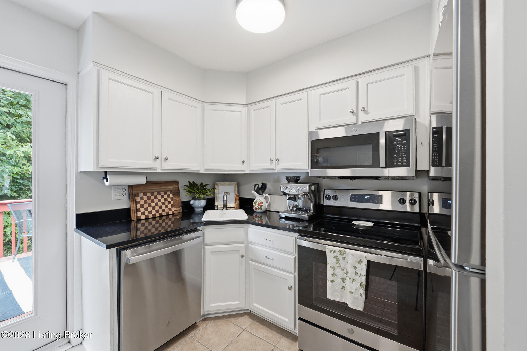 4105 Stoneview Dr Apt 3 Property Photo 13