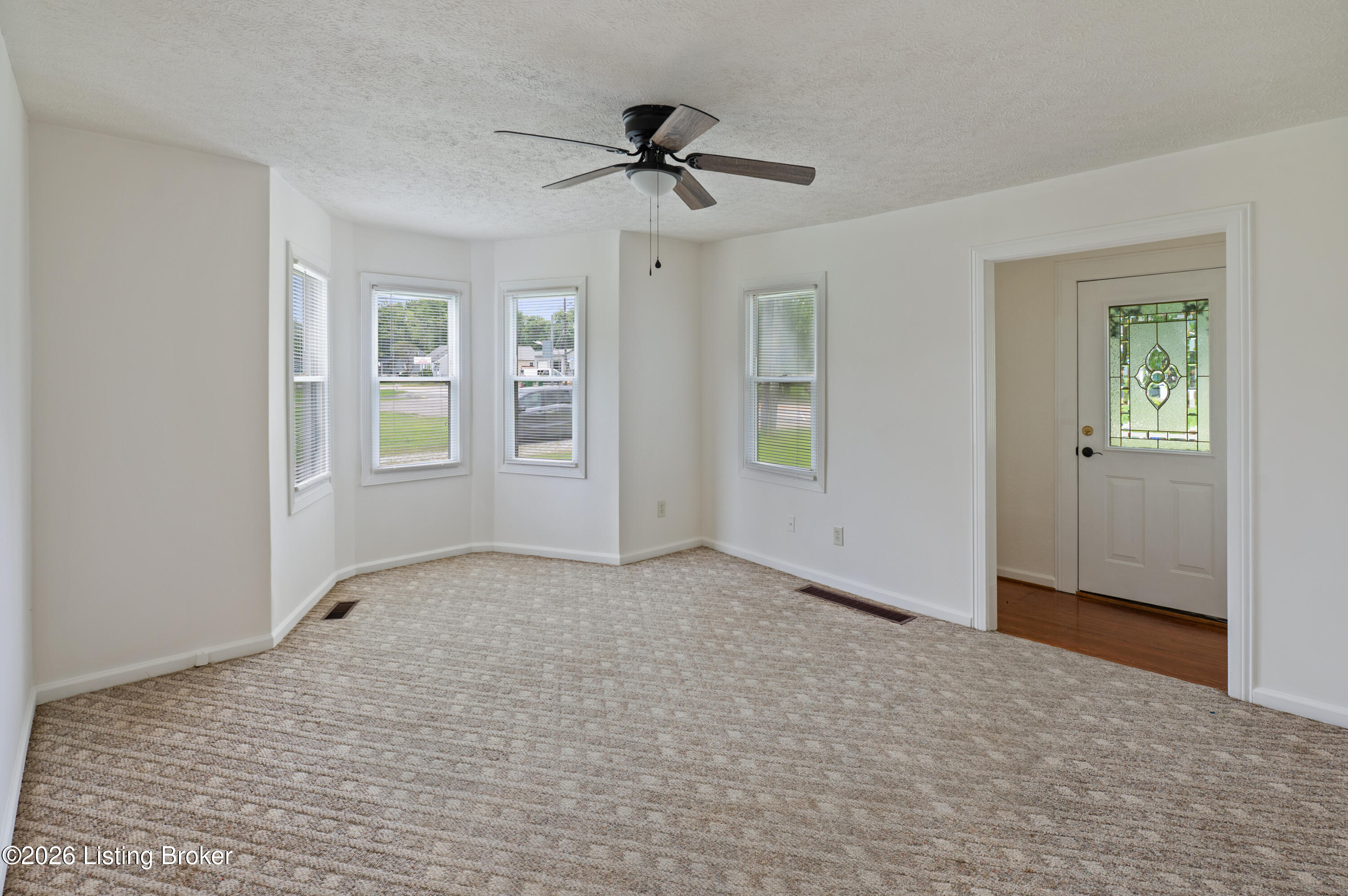 11273 Preston Hwy Property Photo 8