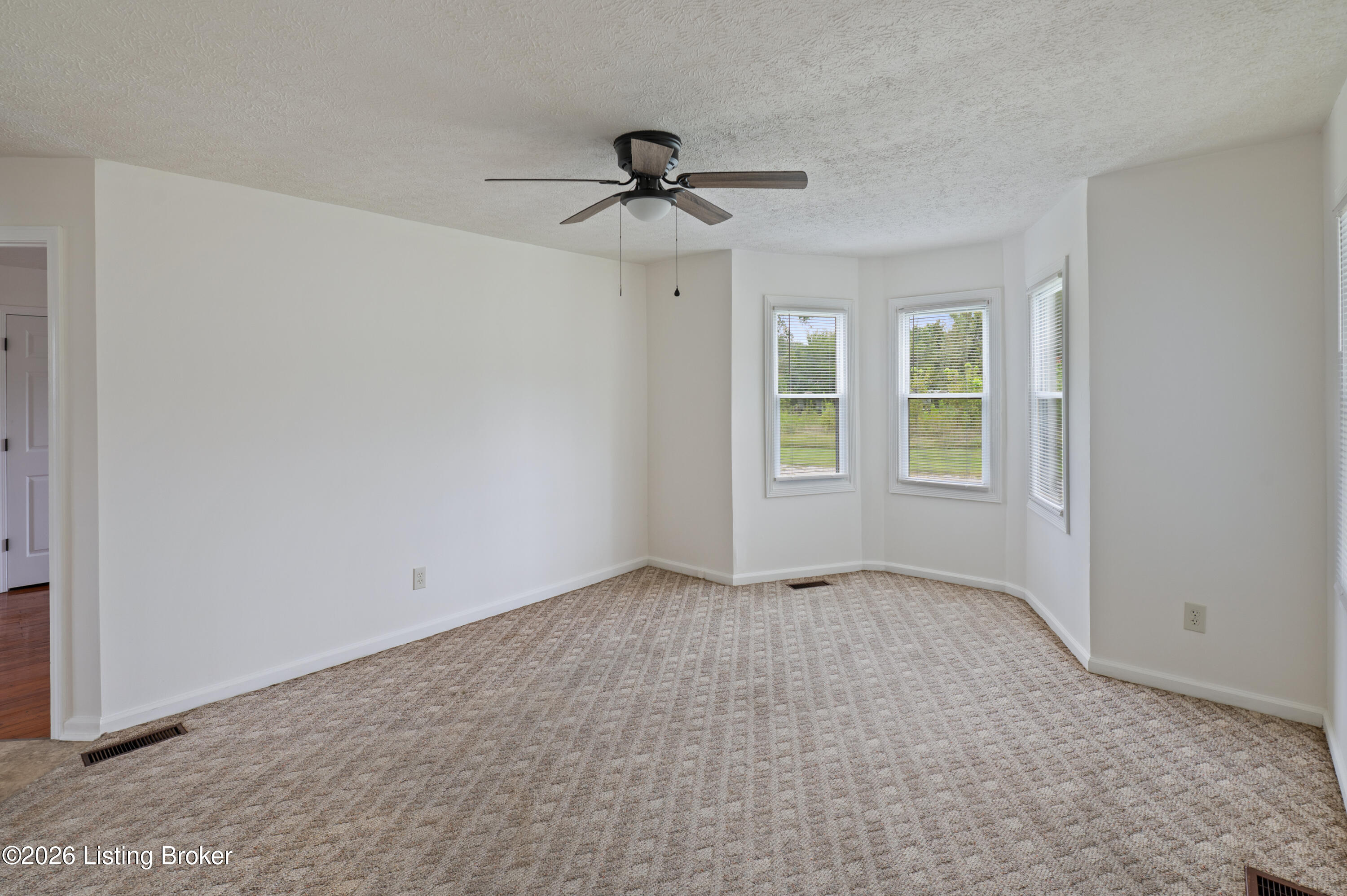 11273 Preston Hwy Property Photo 9