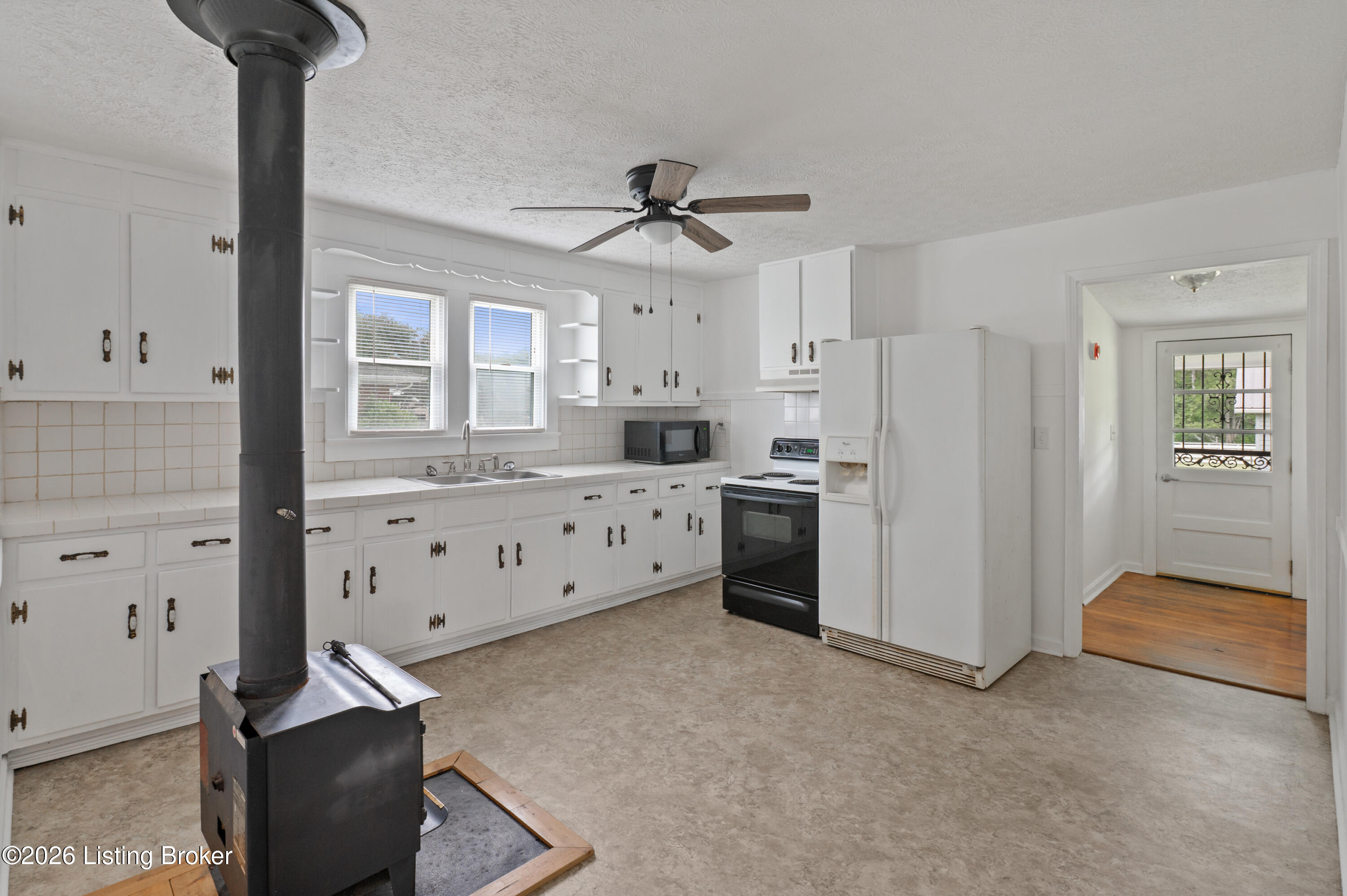 11273 Preston Hwy Property Photo 23