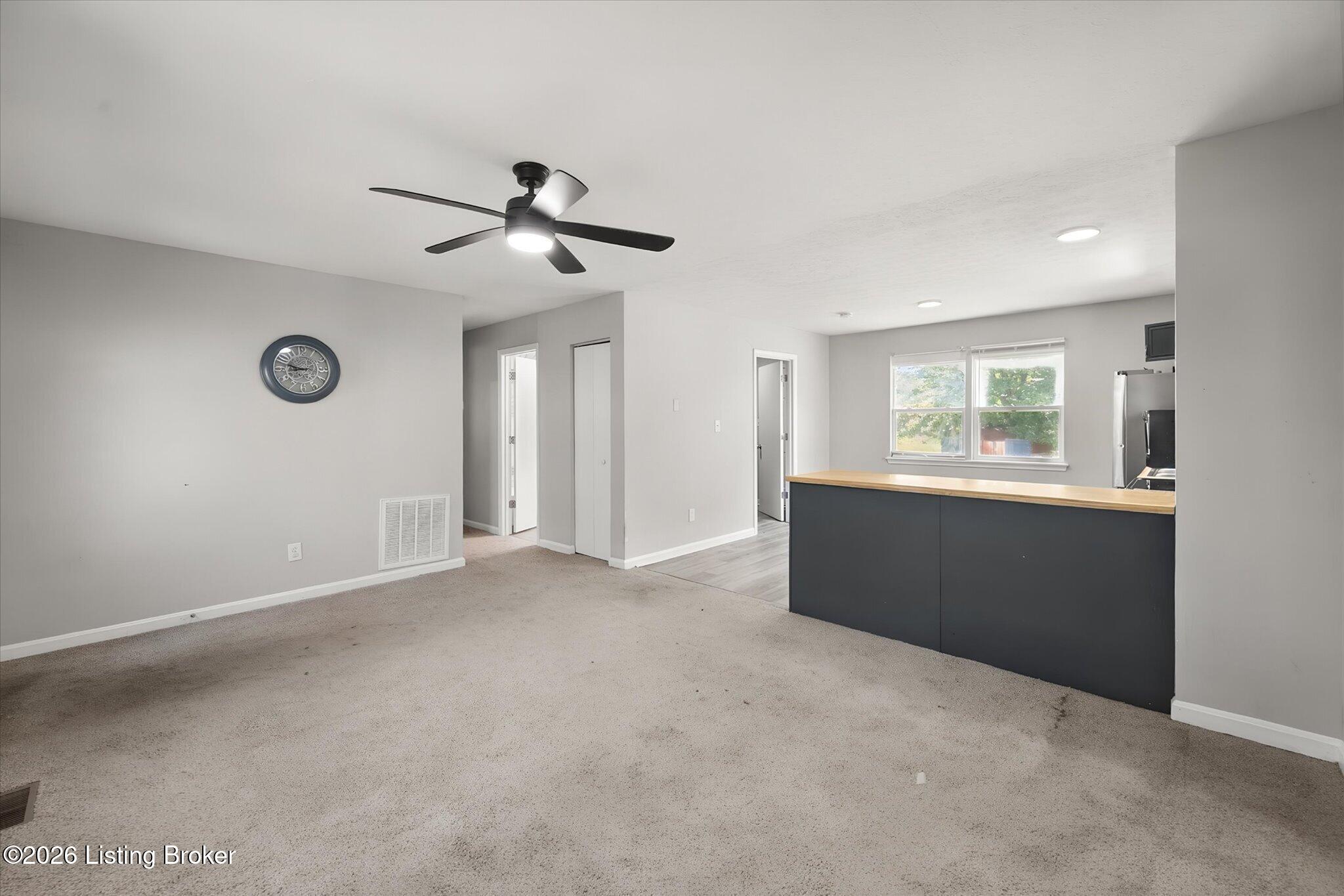 10508 Hill Peak Ct Property Photo 6