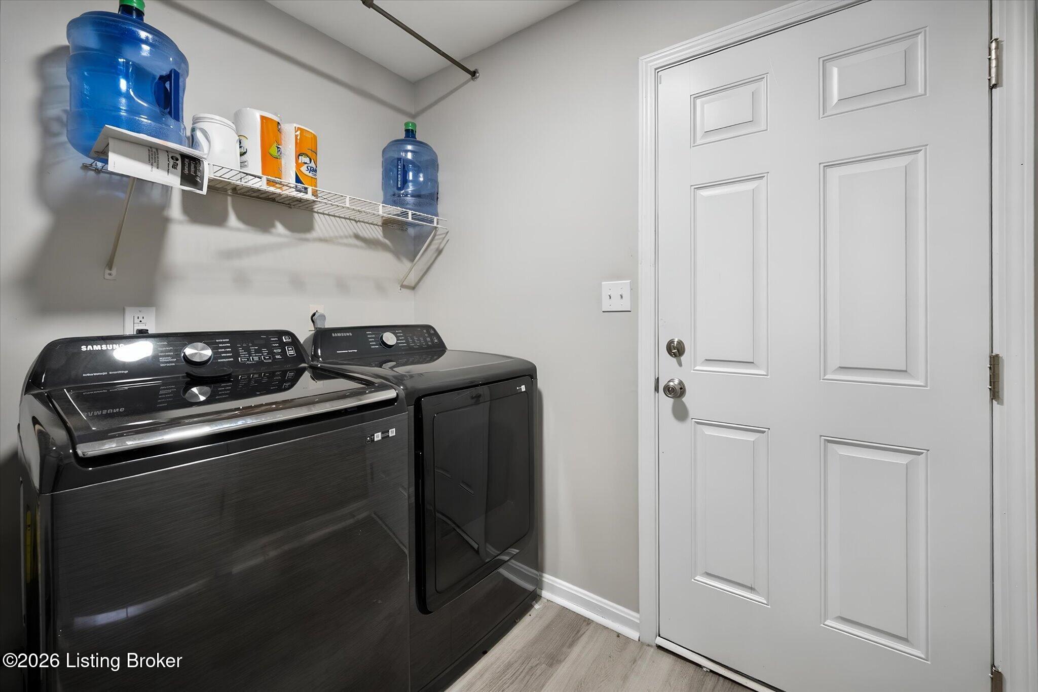10508 Hill Peak Ct Property Photo 10