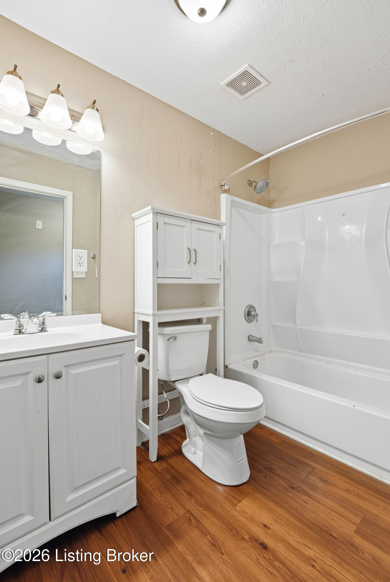 816 Goullon Ct Property Photo 17