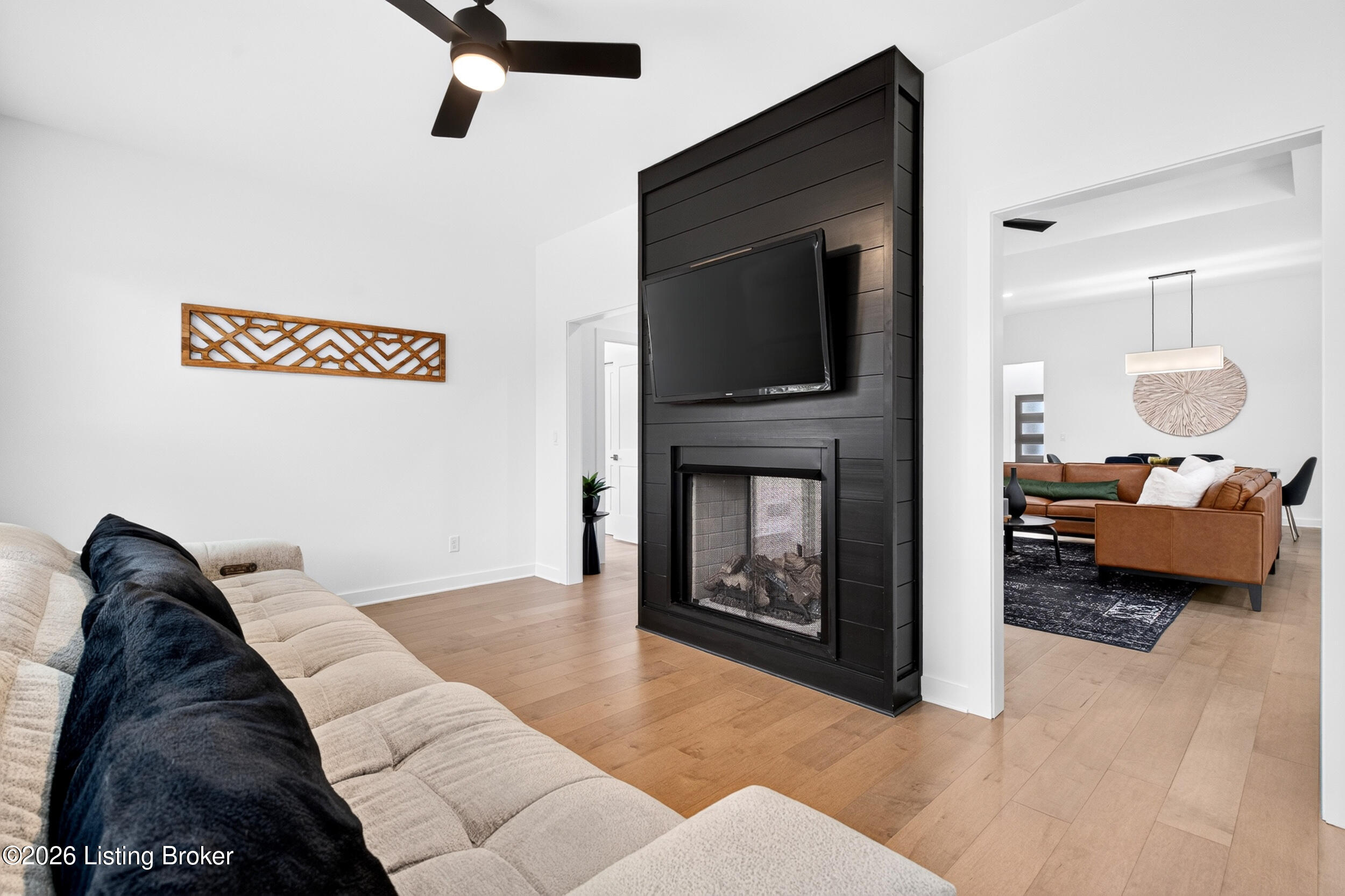 114 Locust Park Pl Property Photo 19