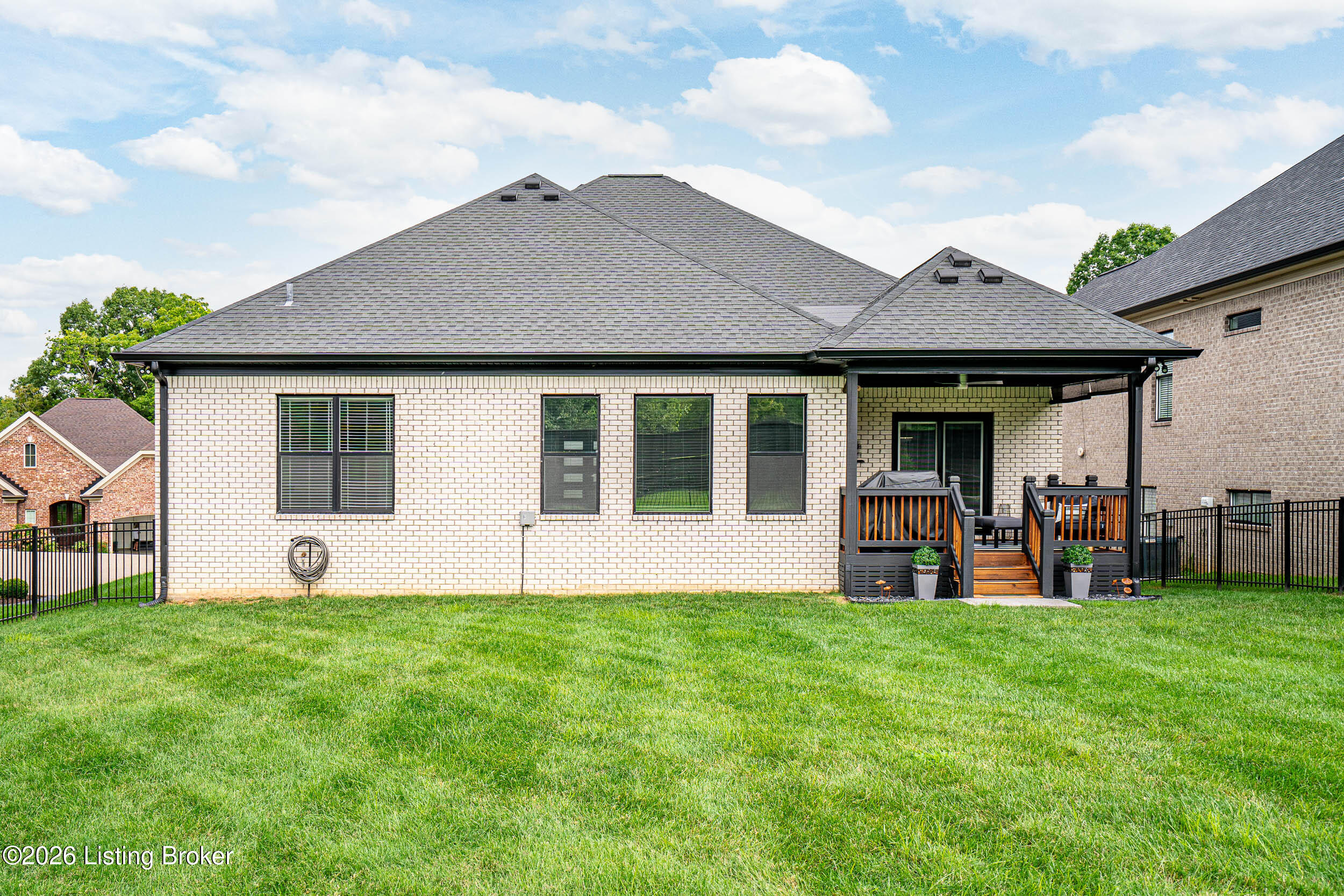 114 Locust Park Pl Property Photo 66