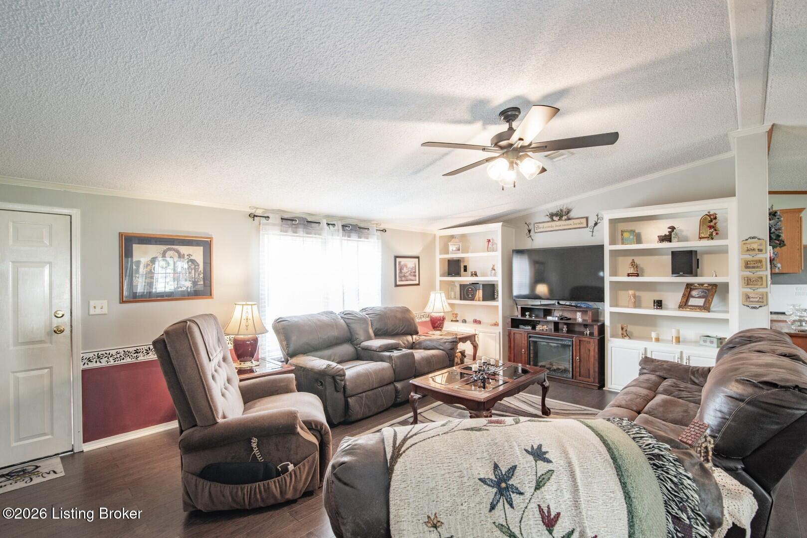 85 Oaklawn Ct Property Photo 18