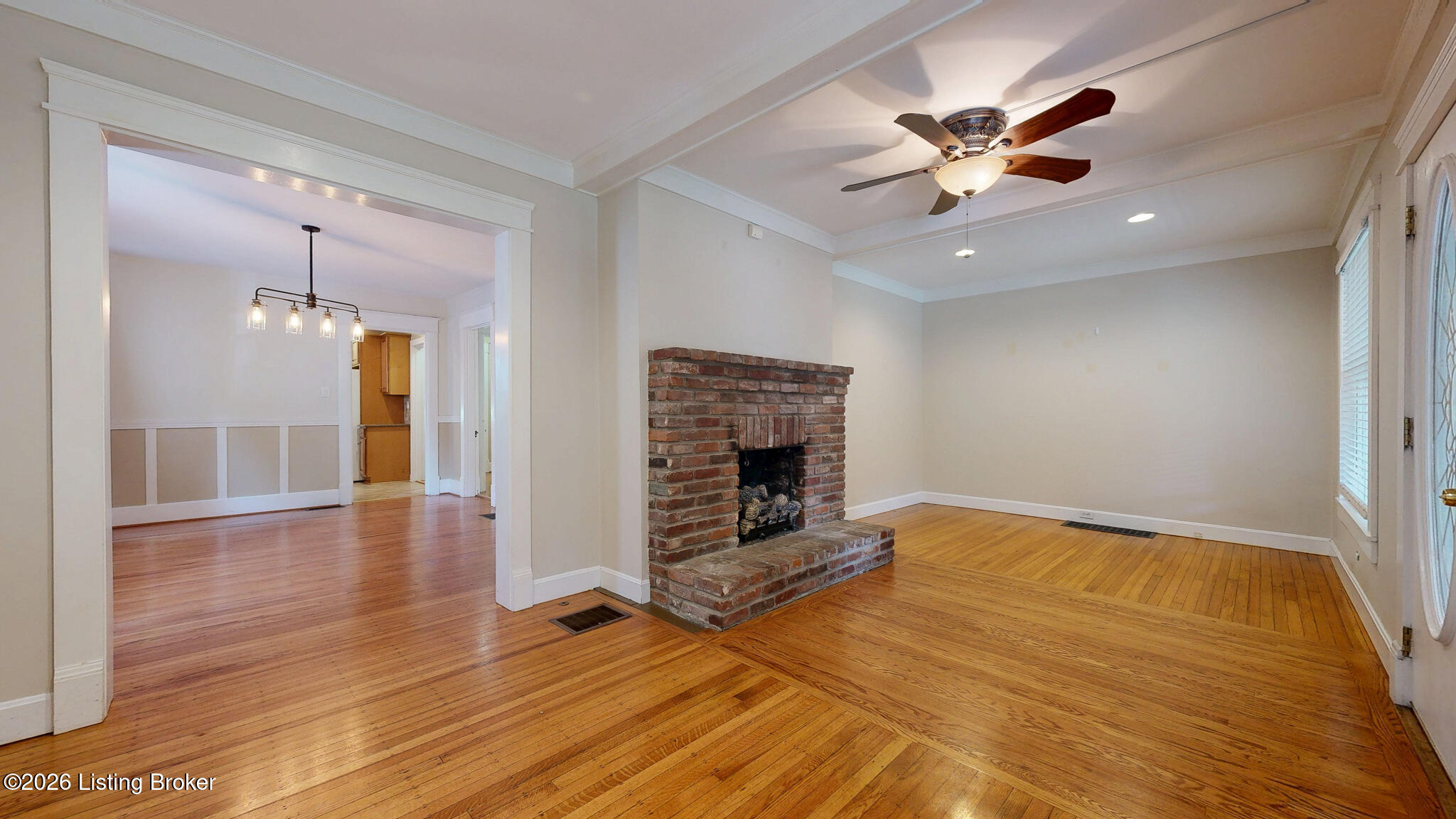 130 Claremont Ave Property Photo 3
