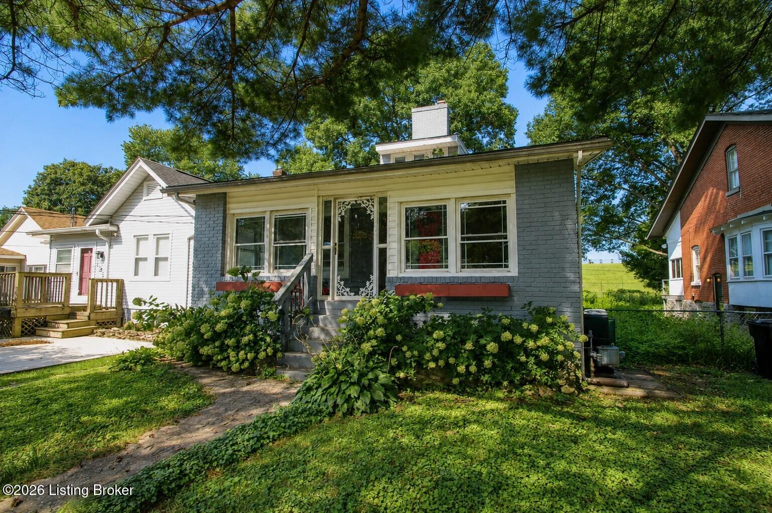 130 Claremont Ave Property Photo 34