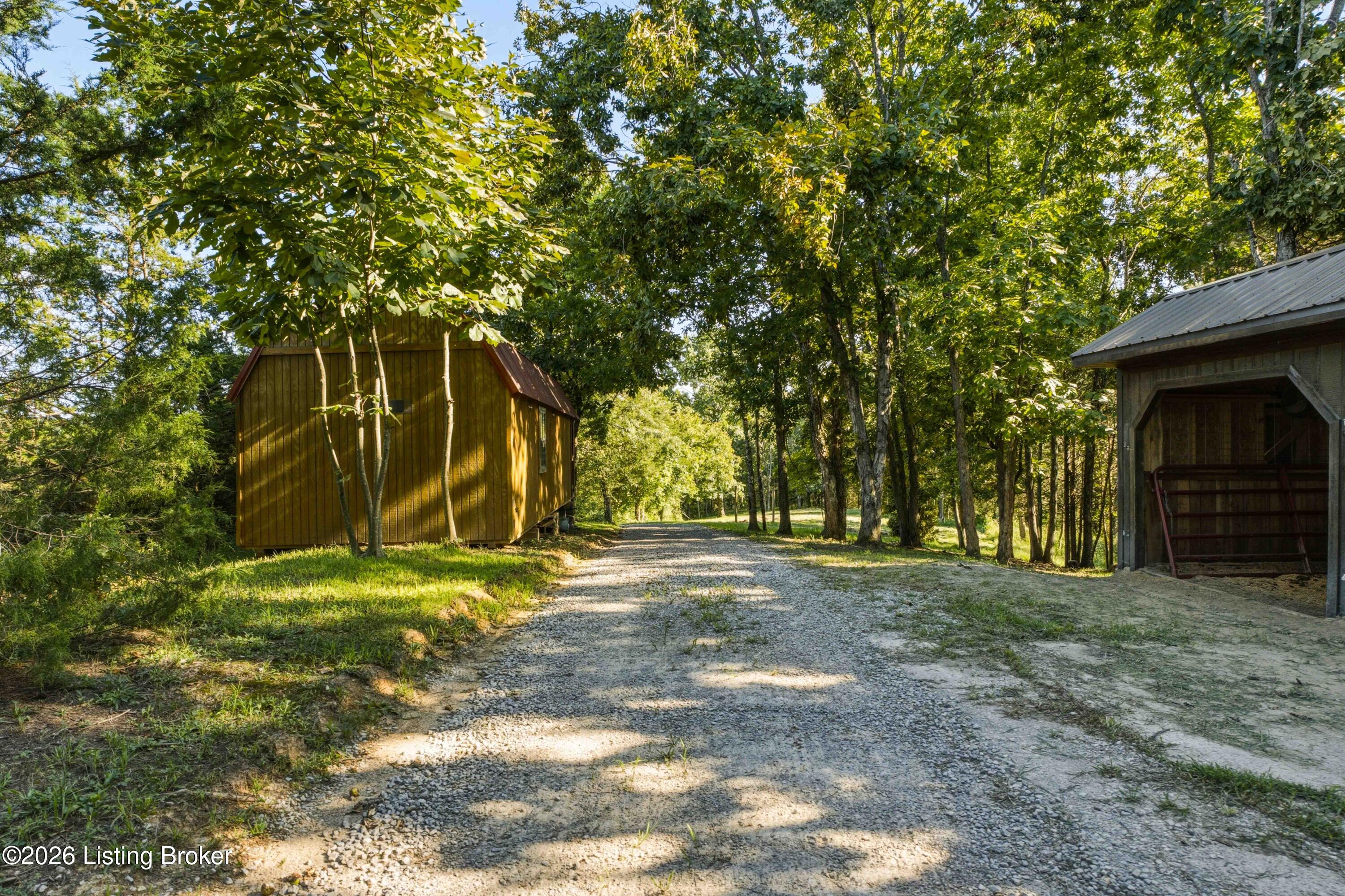 1585 Briar Ridge Rd Property Photo 24