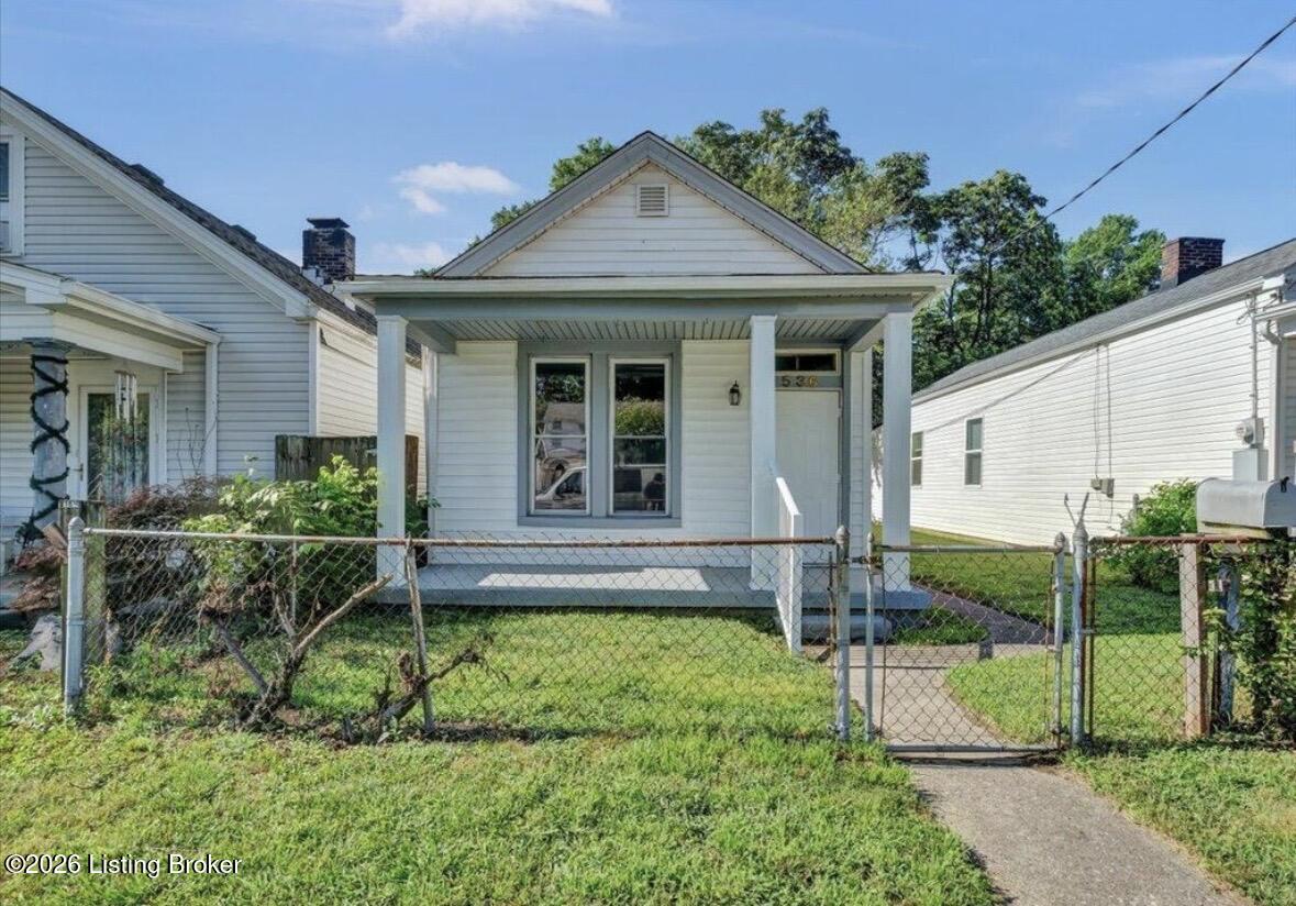 536 Wainwright Ave Property Photo 1
